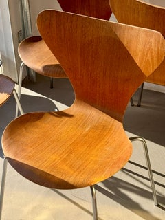 4 dänische Esstischstühle der Serie 7 von Arne Jacobsen für Fritz Hansen