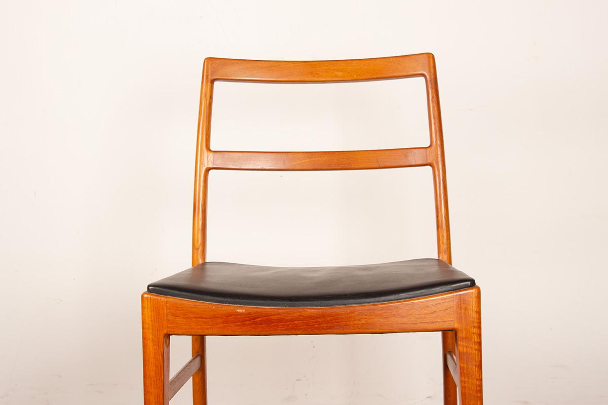 Scandinavo moderno Set di 4 sedie danesi in teak e pelle, modello 430, di Arne Vodder per Sibast. in vendita