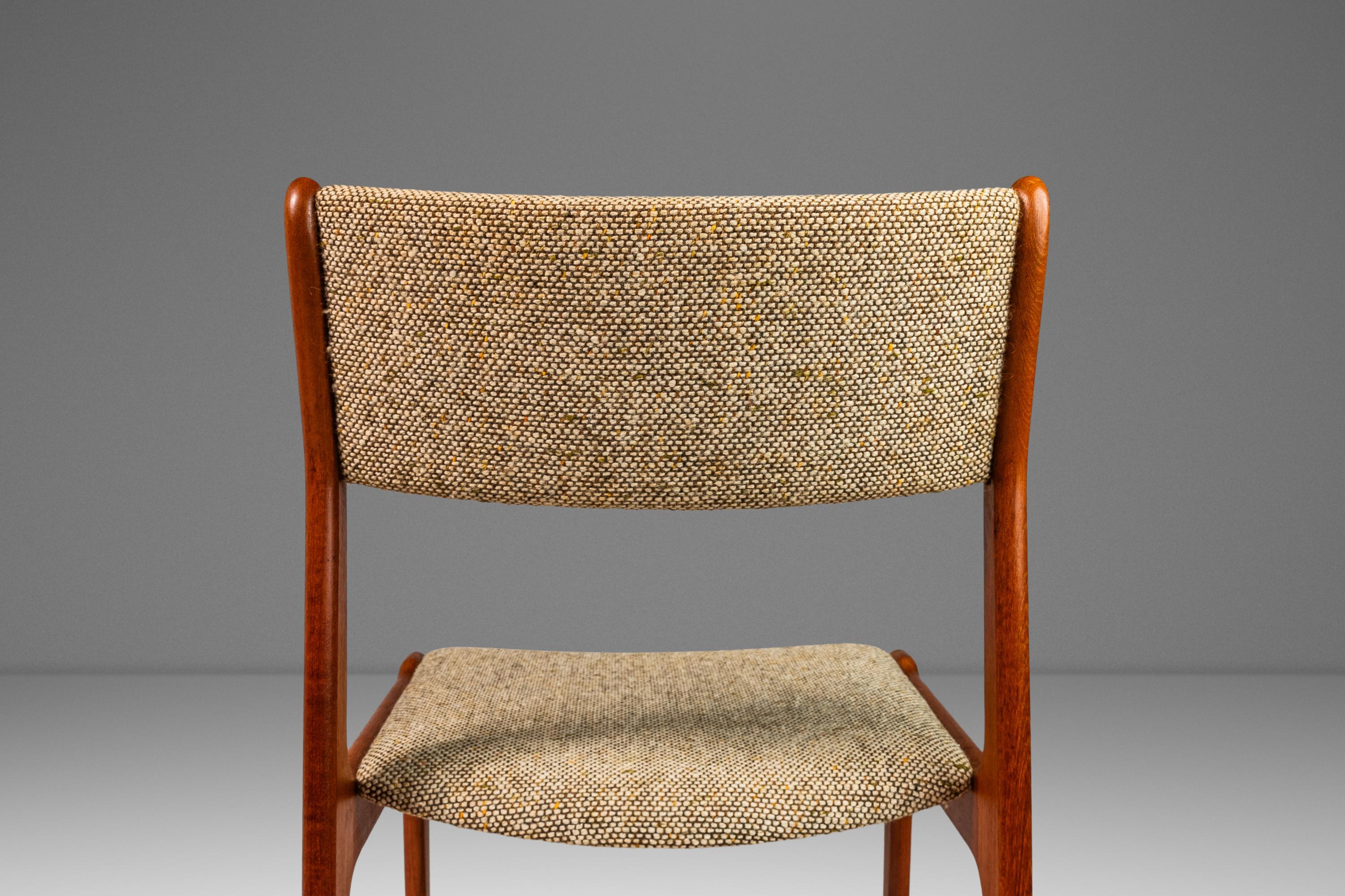 Set of 4 Danish Teak Dining Chairs by D-SCAN, Original Fabric, c. 1970s For Sale 6
