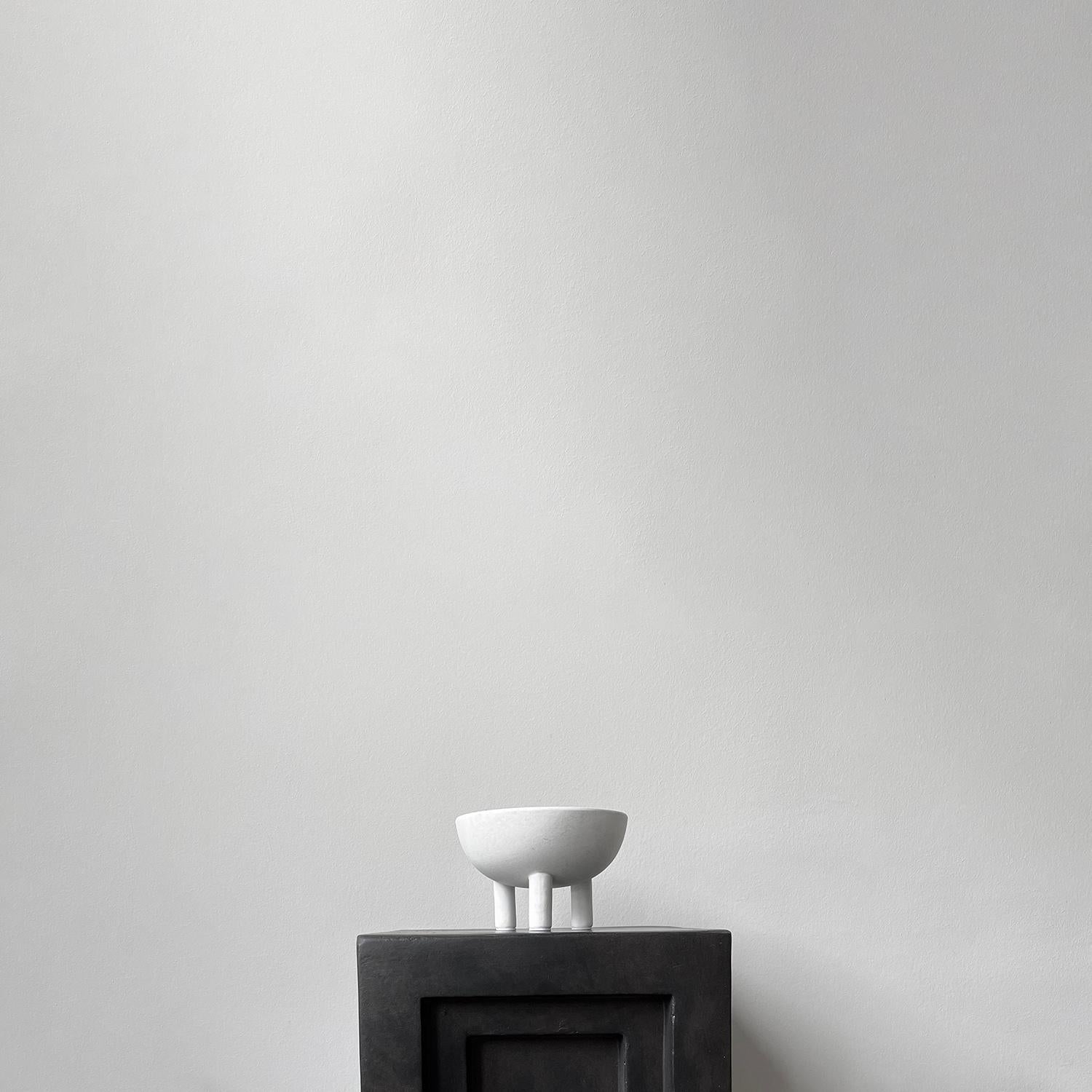 Modern Set of 4 Dark Grey Duck Bowl Big by 101 Copenhagen For Sale