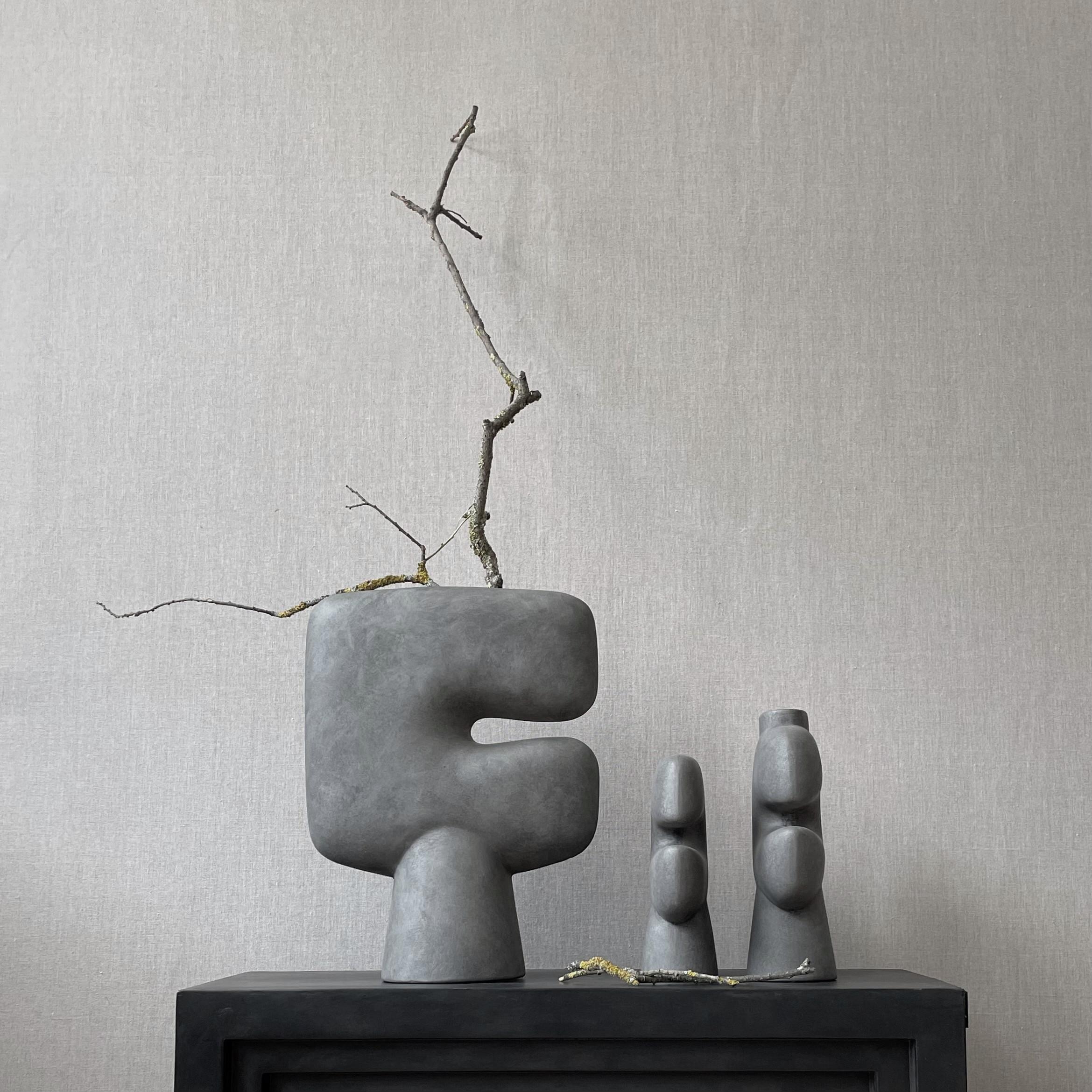 Contemporary Set of 4 Dark Grey Tribal Vases Mini by 101 Copenhagen For Sale