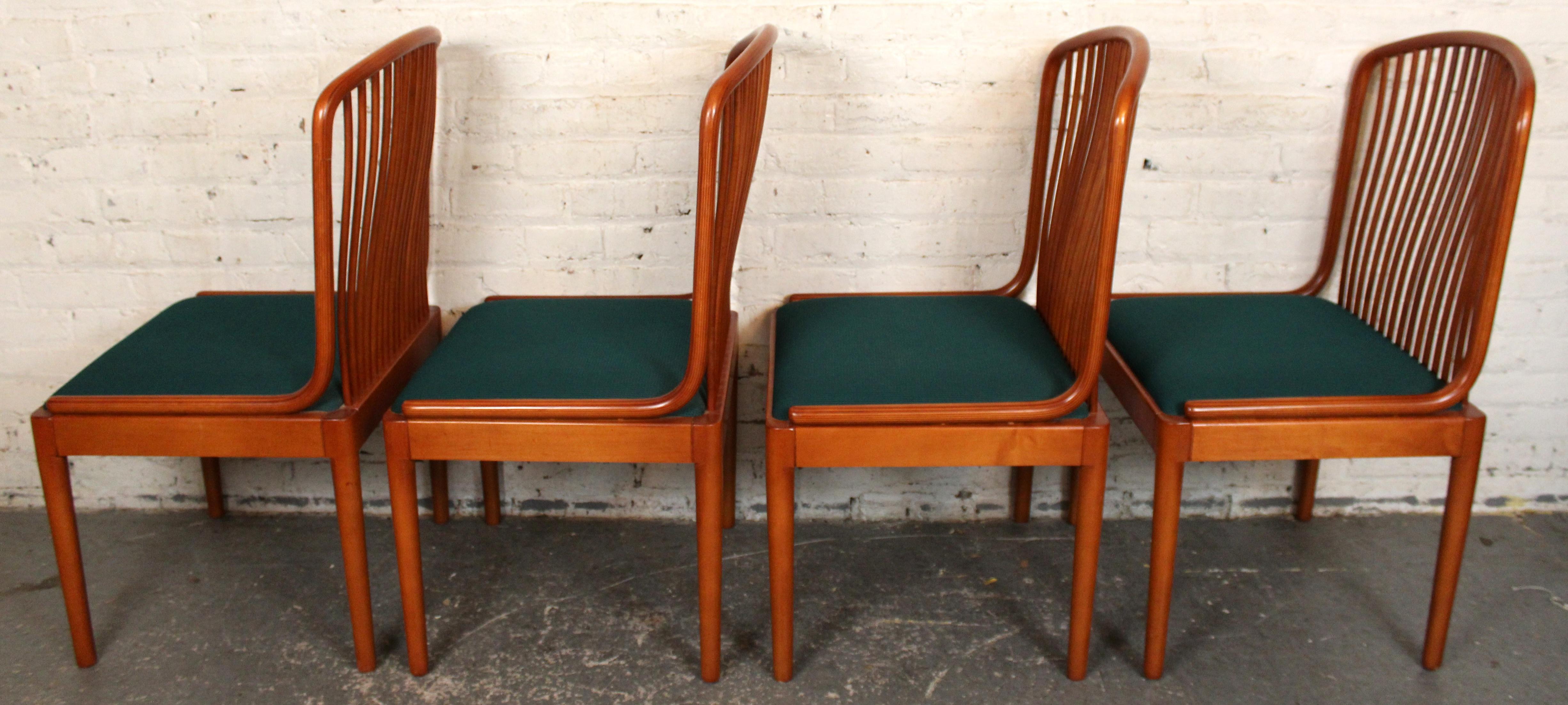 Tessuto Set of 4 Davis Allen 'Exeter' Chairs for Knoll in vendita