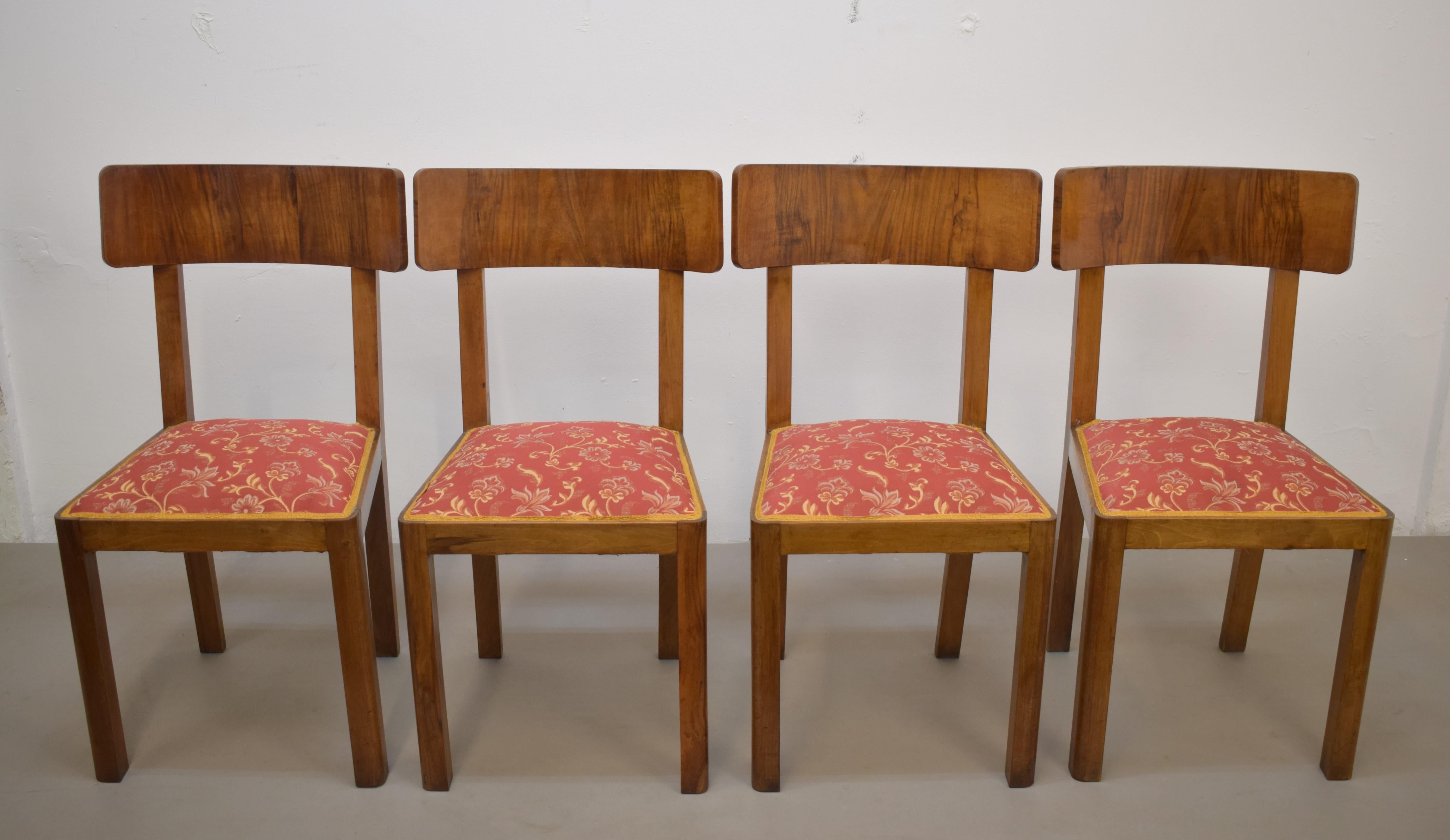 Mid-Century Modern Set of 4 deco chairs, Italy, 1930s. For Sale