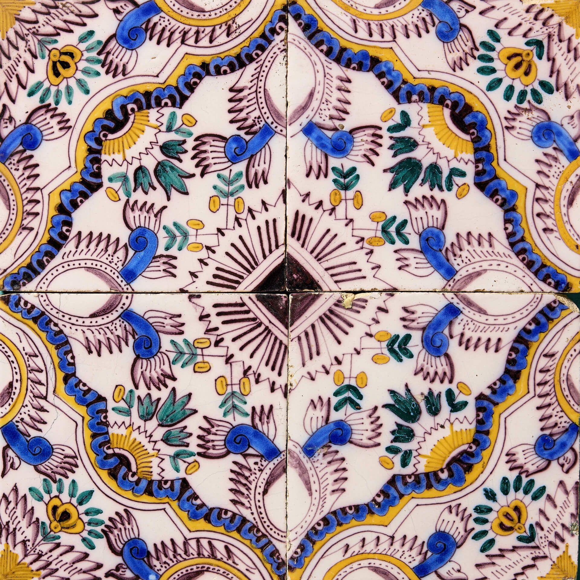 Georgian Set of 4 Delft English Chintz Polychrome Wall Tiles For Sale