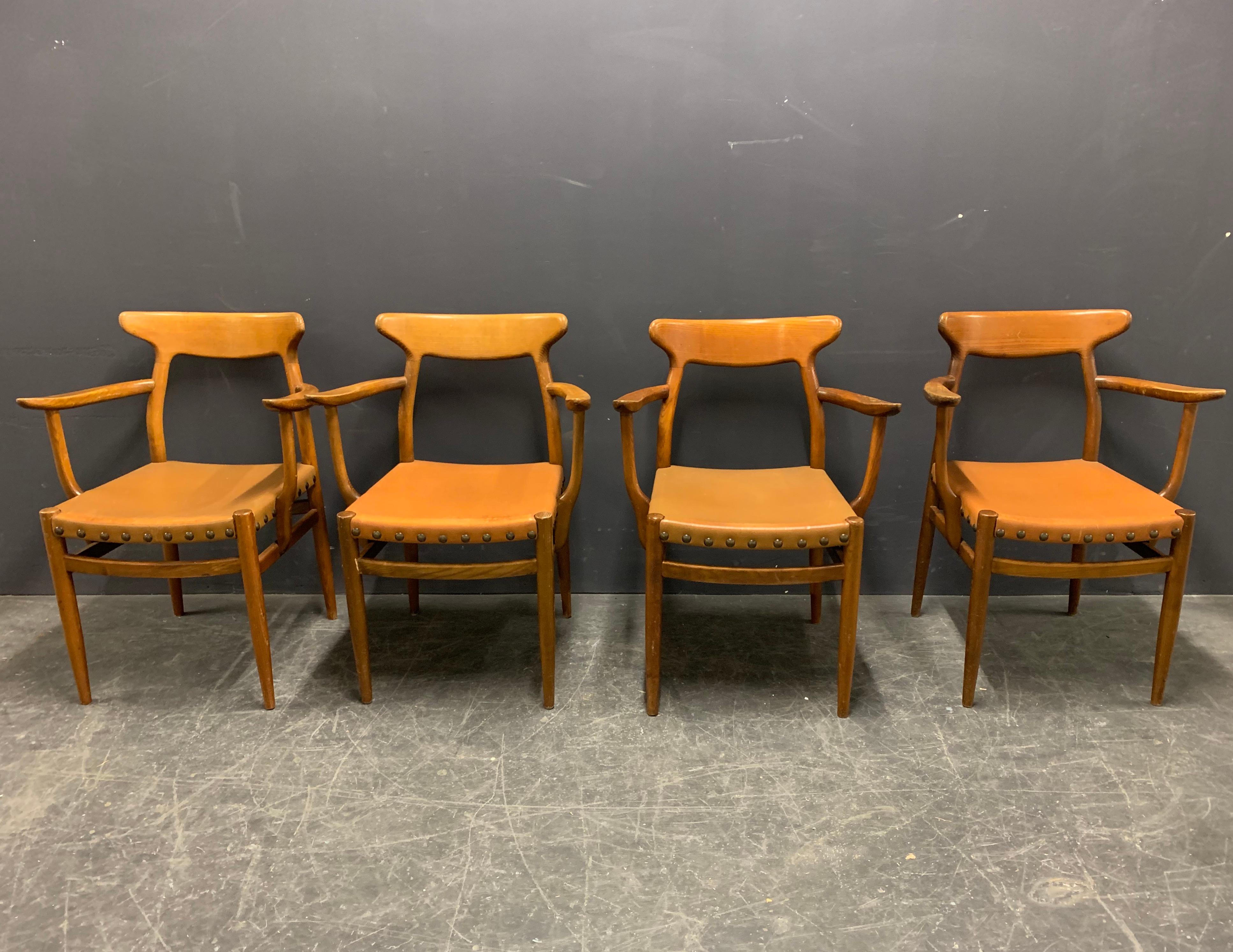 Mid-Century Modern Set of 4 Dining Armchairs from France