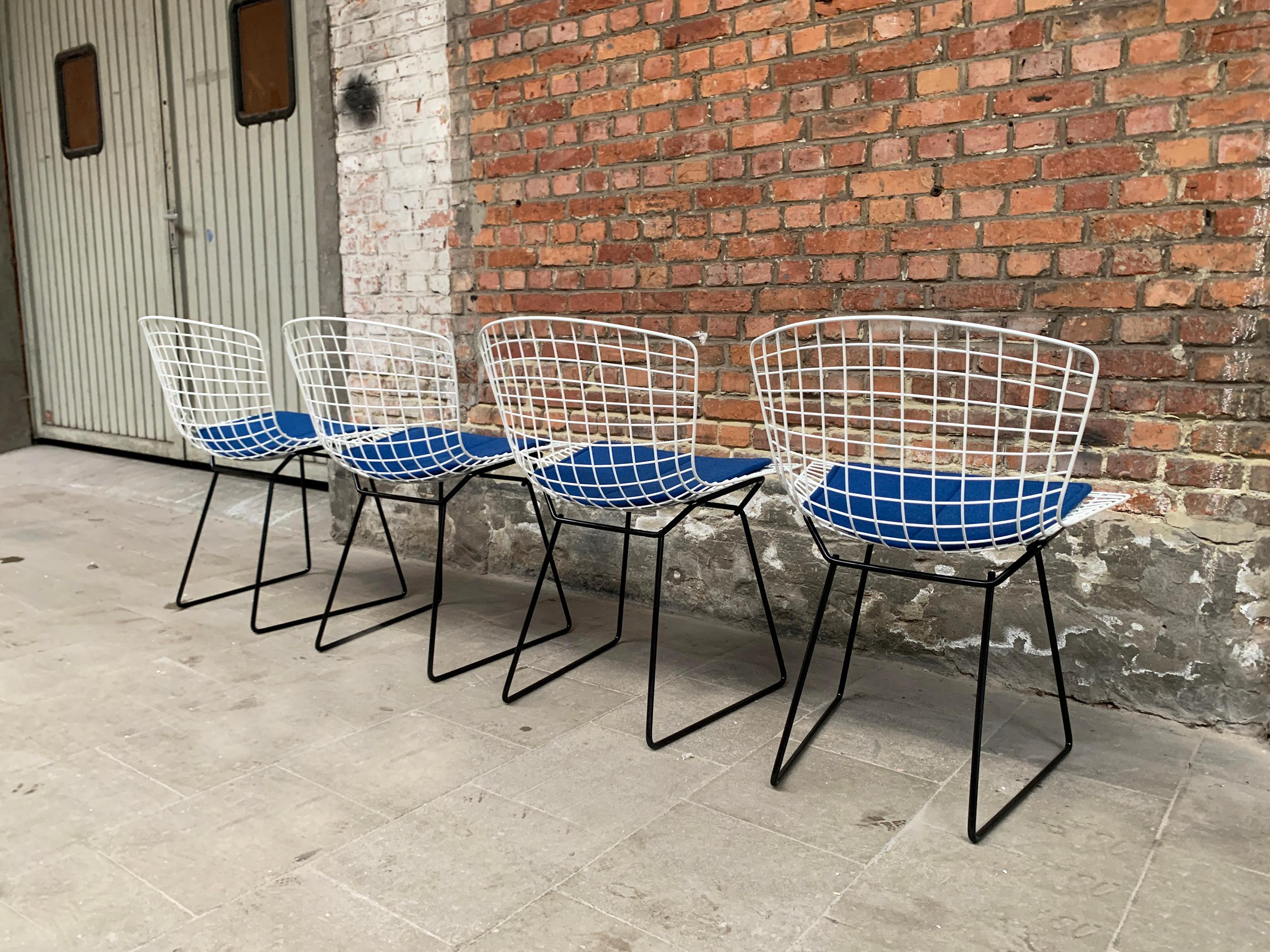 Set of 4 dining chairs 420 by Harry Bertoia for Knoll International, 1960s For Sale 7