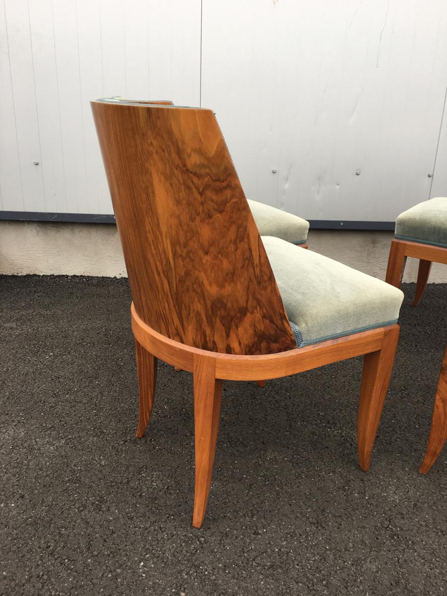 Walnut Set of 4 Dining Chairs and 2 Armchairs For Sale