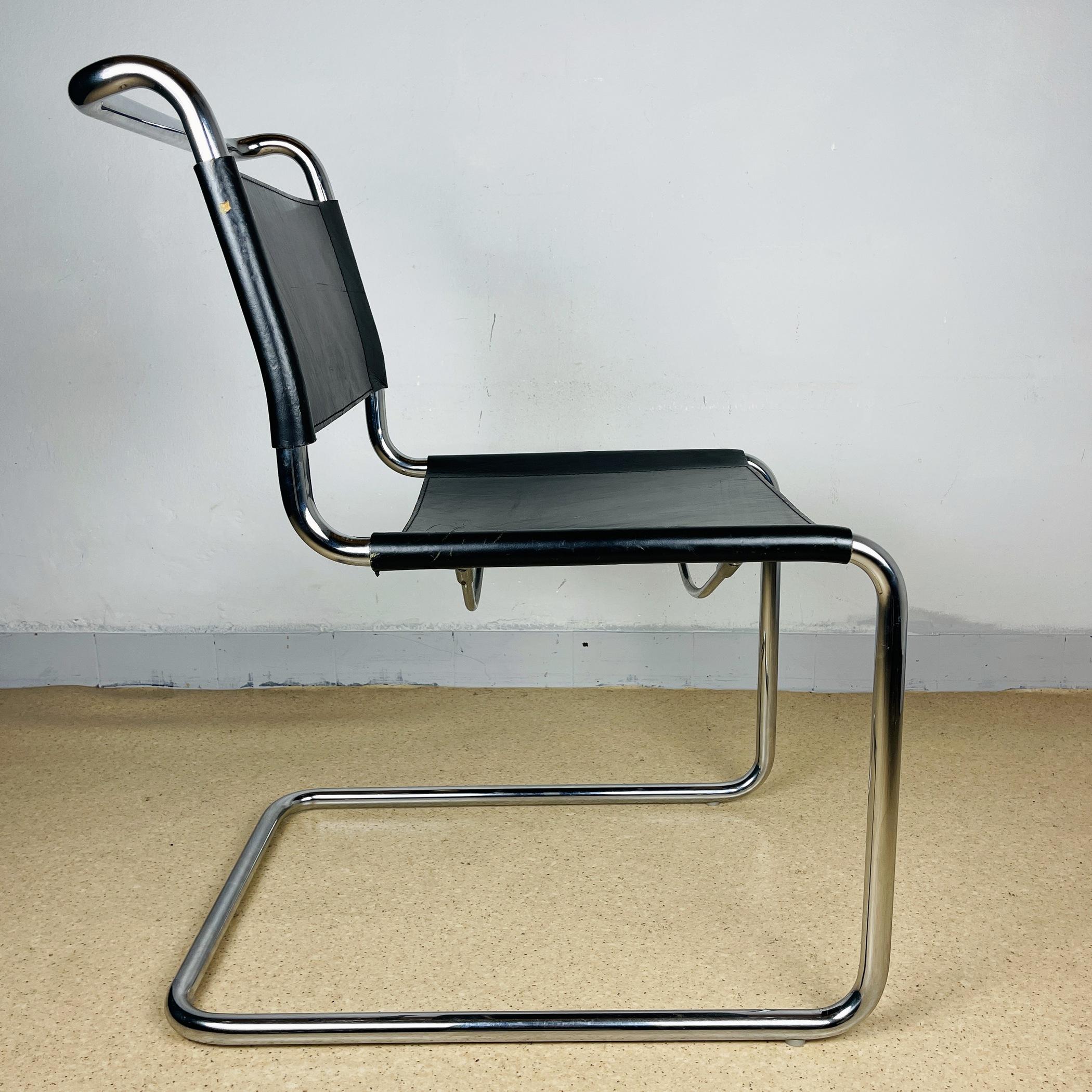 20th Century Set of 4 Dining Chairs B33 Design by Marcel Breuer, Italy