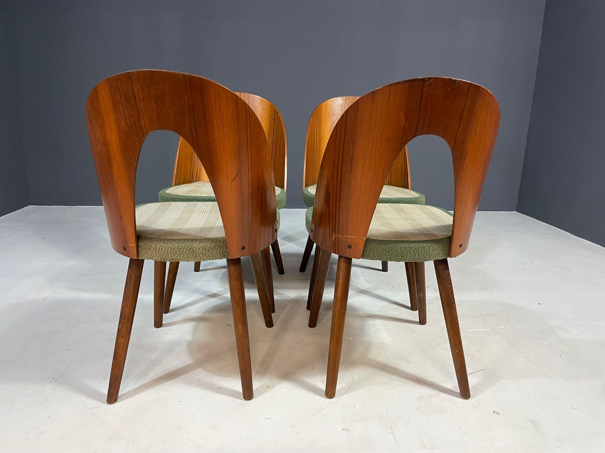 Mid-Century moderno Set di 4 sedie da pranzo di Antonín Šuman, Cecoslovacchia, anni '60 in vendita