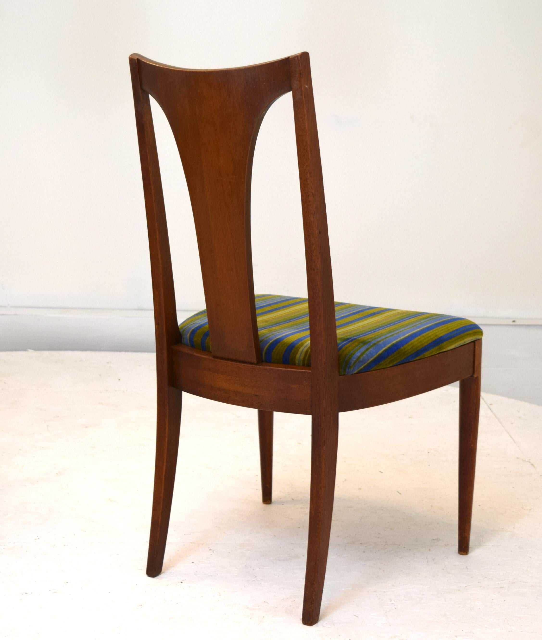 broyhill dining chairs