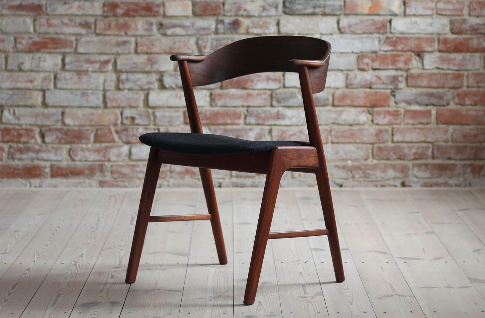Mid-20th Century Set of 4 Dining Chairs in Kai Kristiansen Style, 1960s, Fully Renovated
