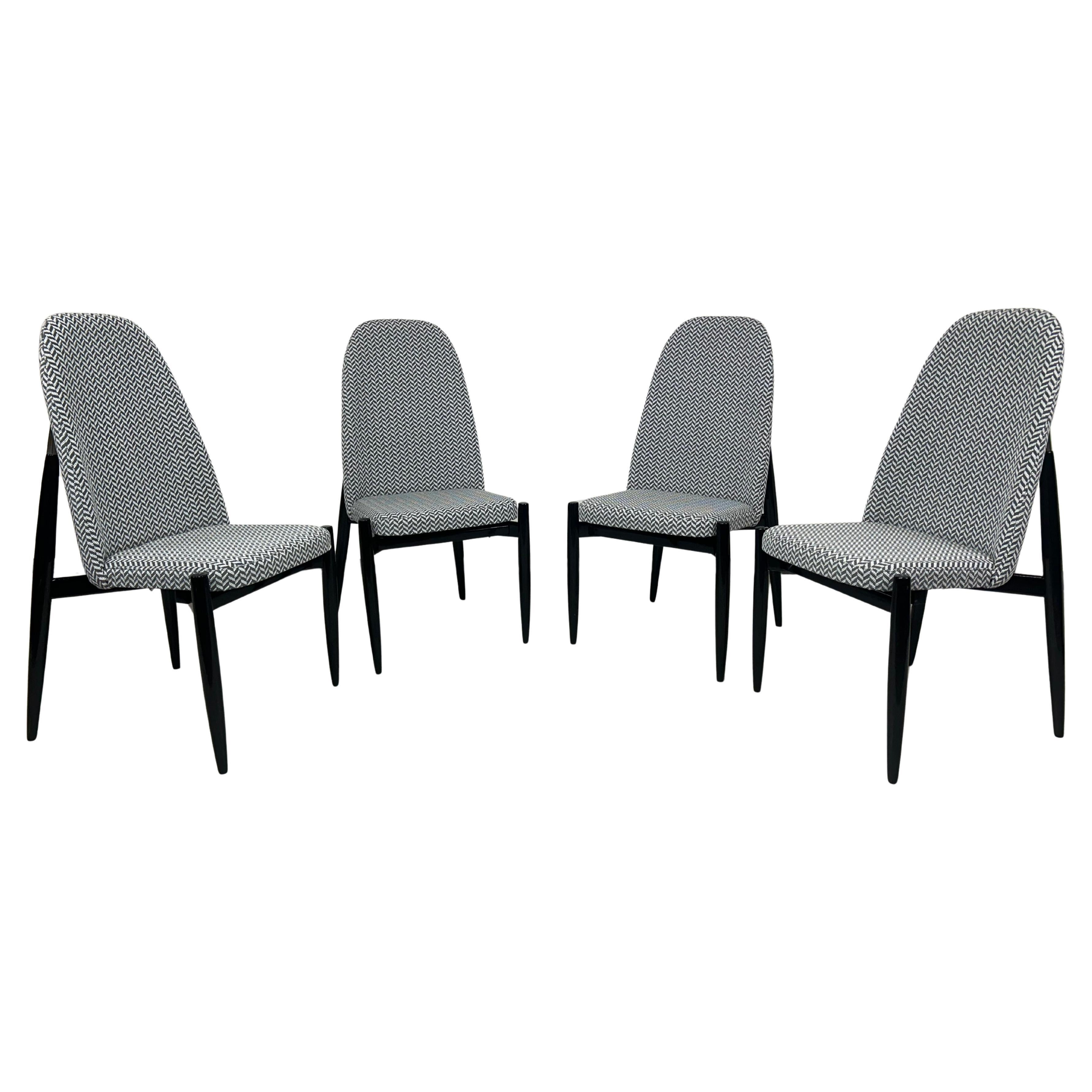 Juego de 4 sillas de comedor de Miroslav Navrátil