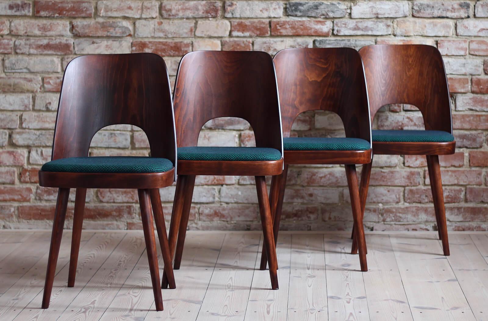 Mid-Century Modern Set of 4 Dining Chairs by Oswald Haerdtl, Reupholstered in Kvadrat For Sale