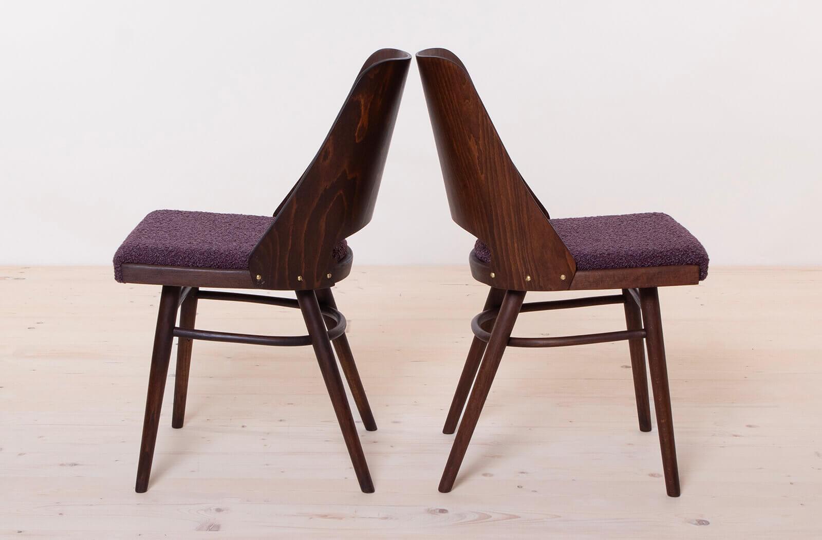 Satz von 4 Esszimmerstühlen von R. Hofman für TON, Modell 514, 1960er Jahre, neu gepolstert (Moderne der Mitte des Jahrhunderts) im Angebot