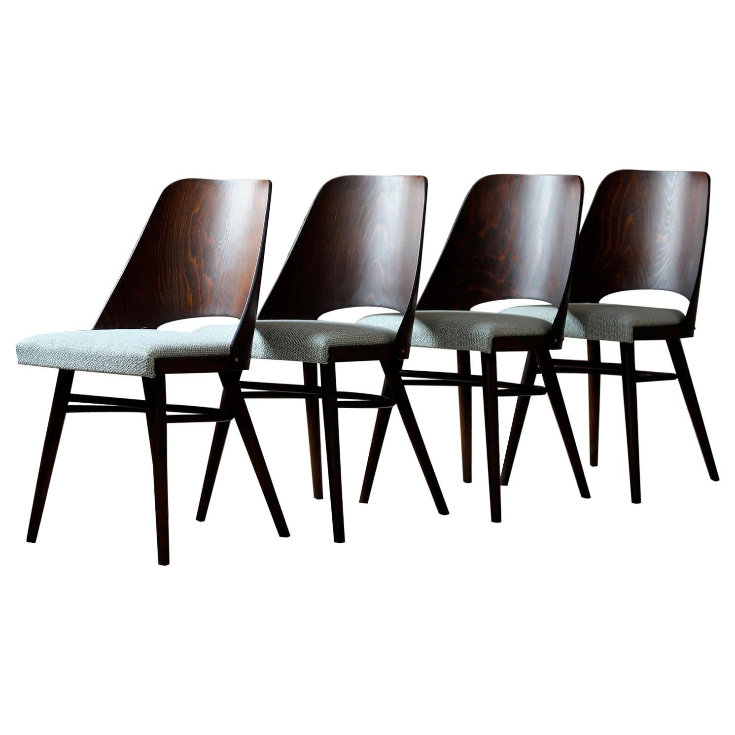 Ensemble de 4 chaises de salle à manger par R. Hofman pour Ton, modèle 514, tissu Sahco neuf