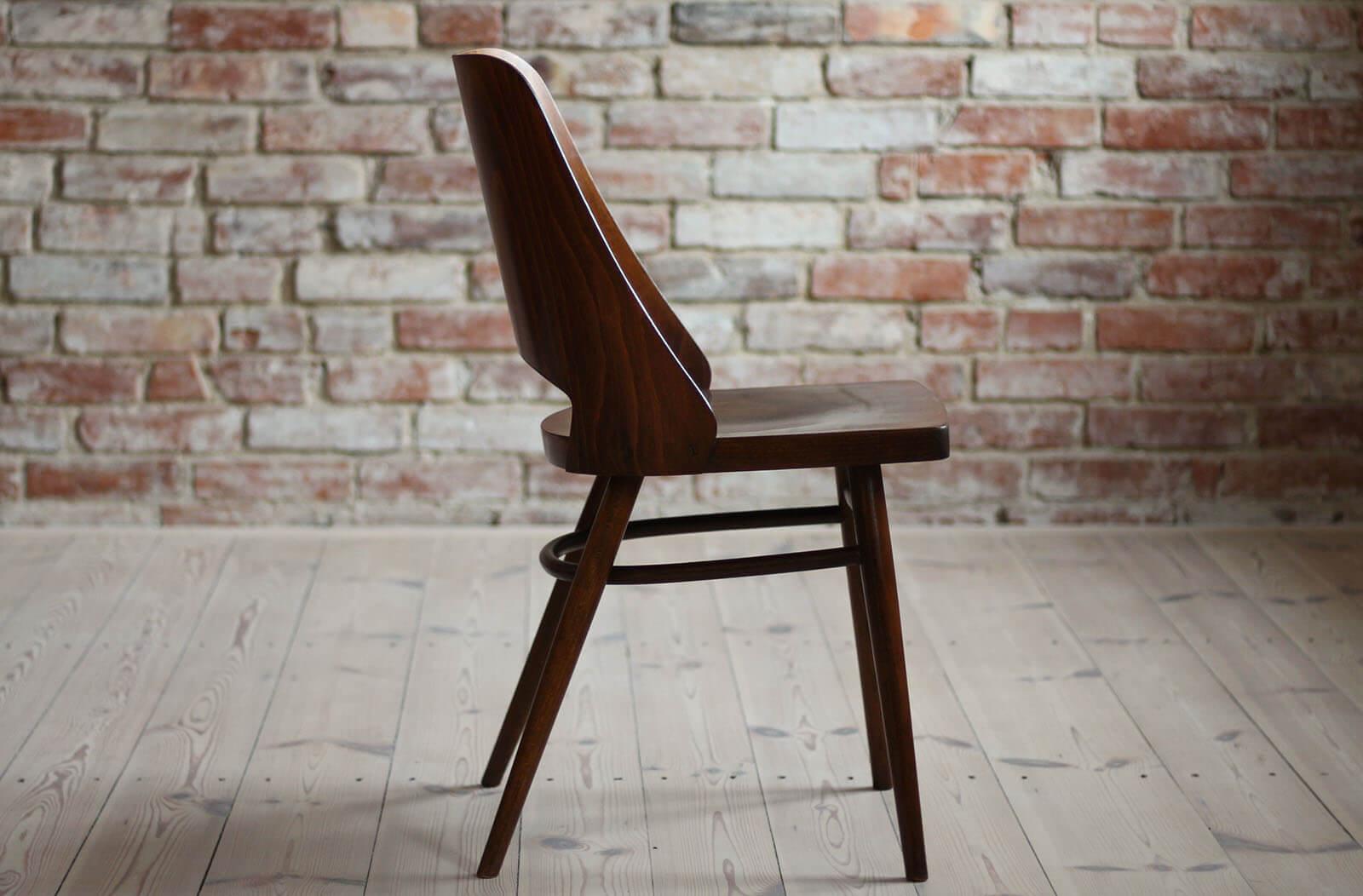 Set of 4 Dining Chairs by Radomir Hofman for TON, Model 514, Beech Veneer 4