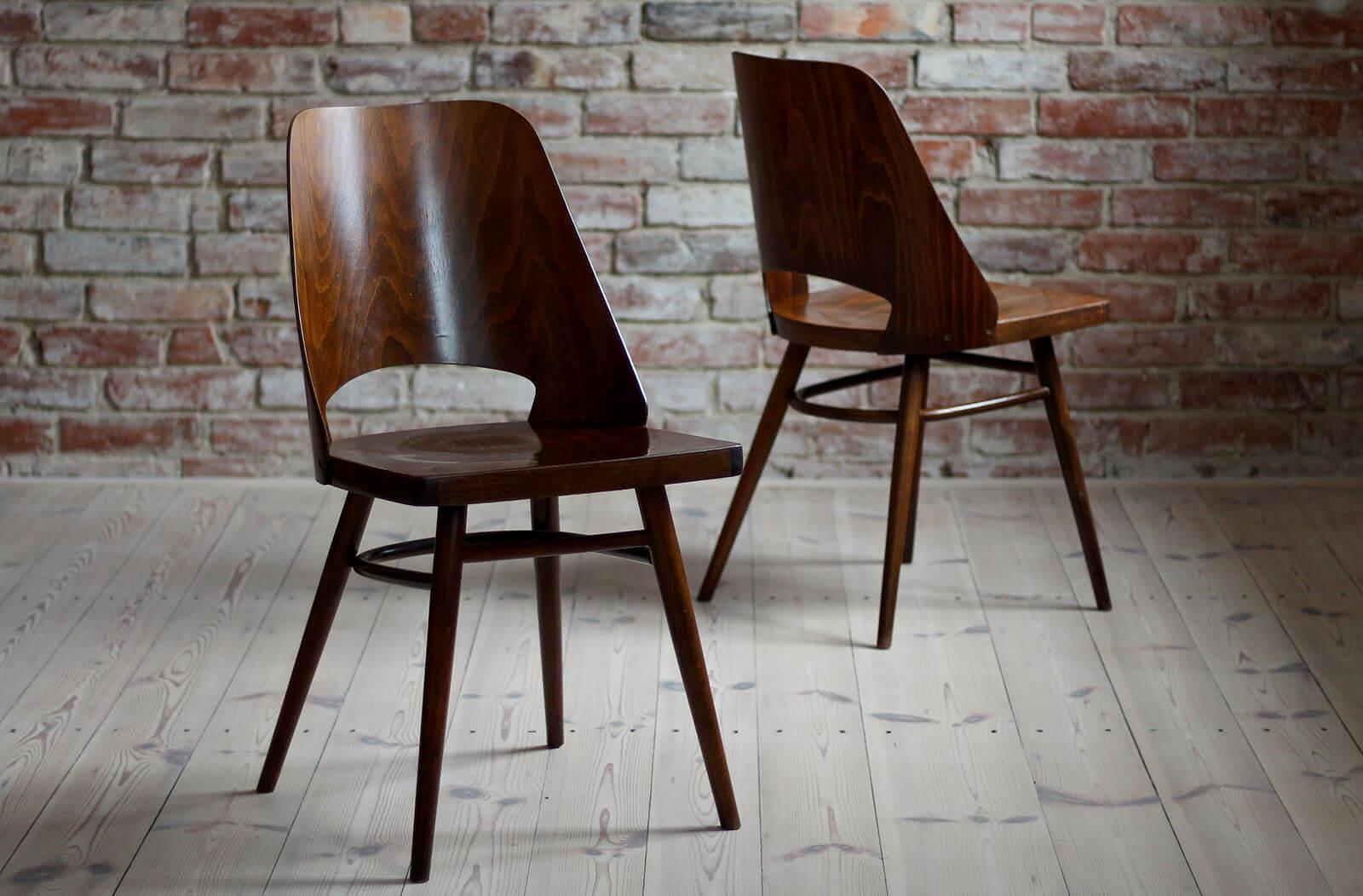 Mid-Century Modern Set of 4 Dining Chairs by Radomir Hofman for TON, Model 514, Beech Veneer