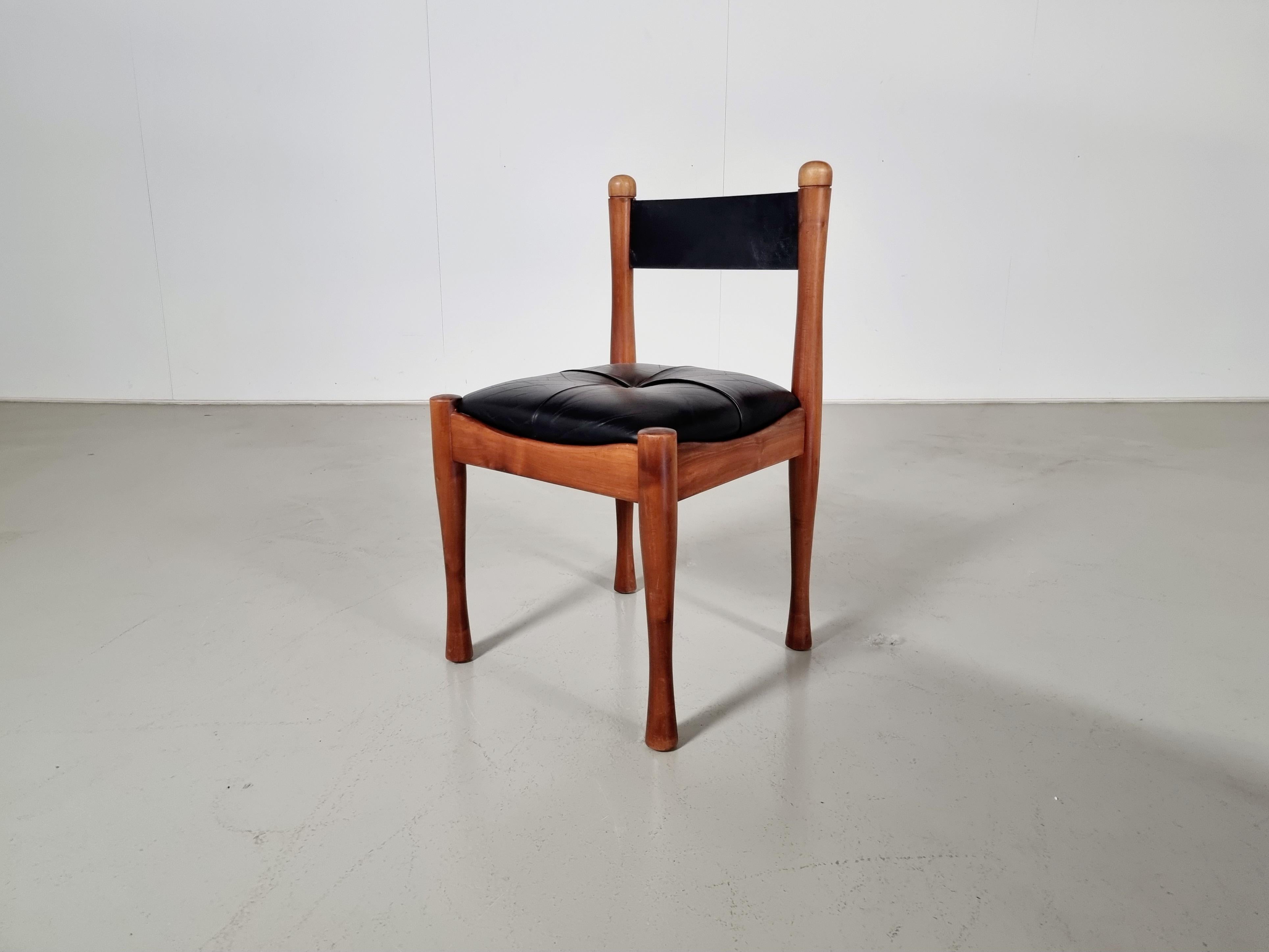 Set of 4  dining chairs by Silvio Coppola for Bernini, 1960s For Sale 1