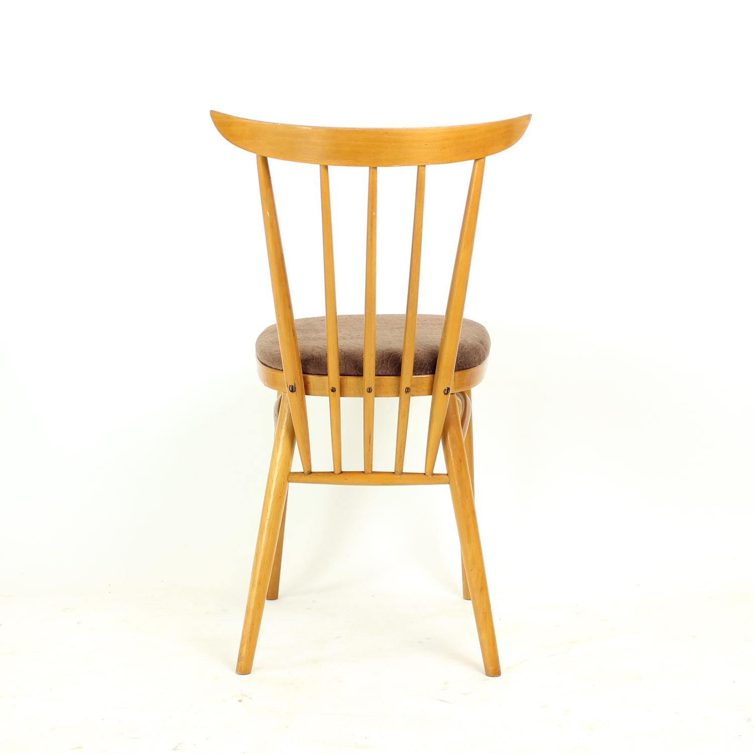 Velours Ensemble de 4 chaises de salle à manger par Tatra, Tchécoslovaquie, années 1960 en vente