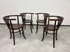 Satz von 4 Esszimmerstühlen von Thonet Debrecen
