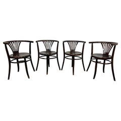 Antique Set of 4 dining chairs by Thonet Debrecen