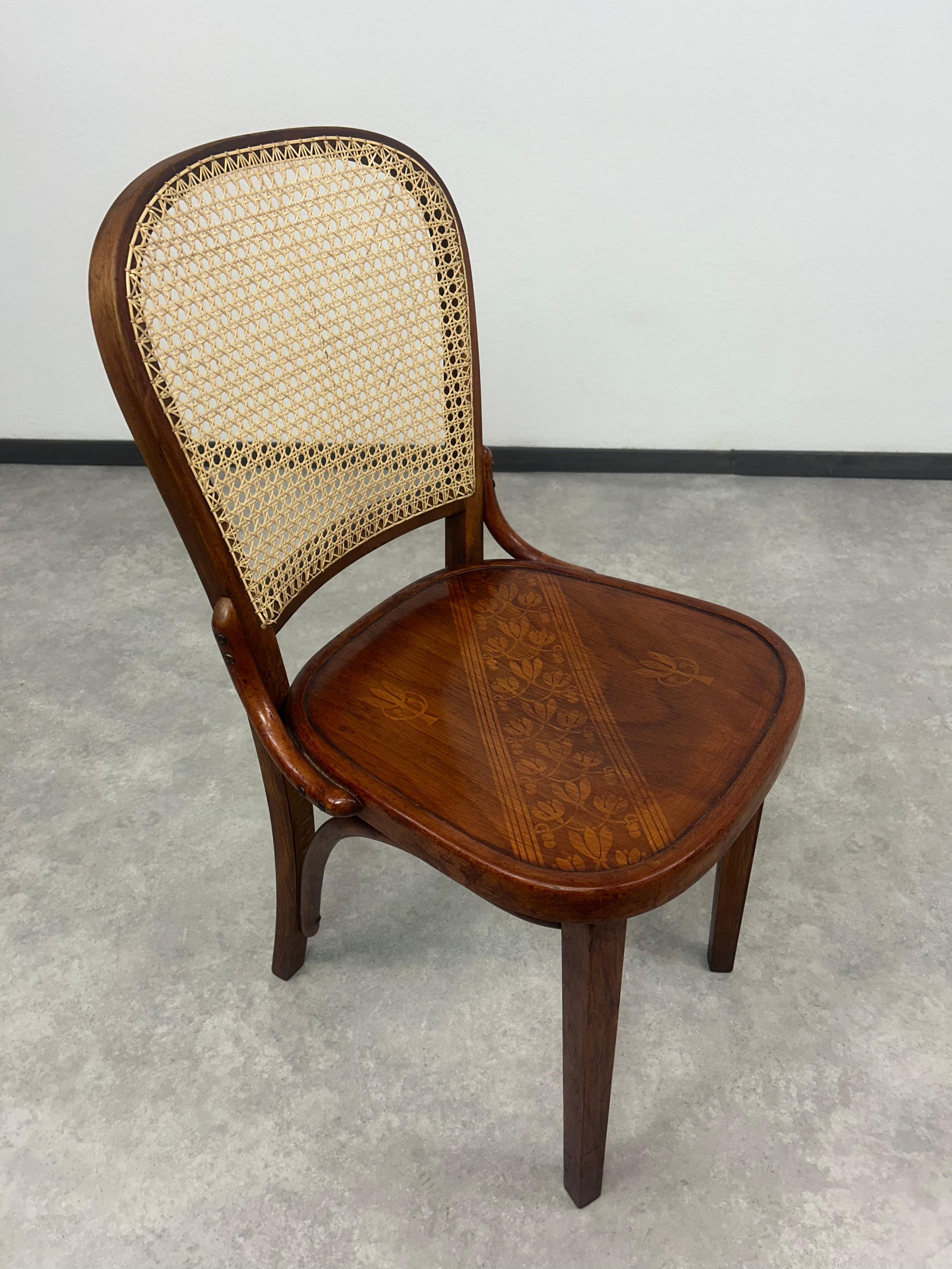 Rattan Set di 4 sedie da pranzo di Thonet in vendita