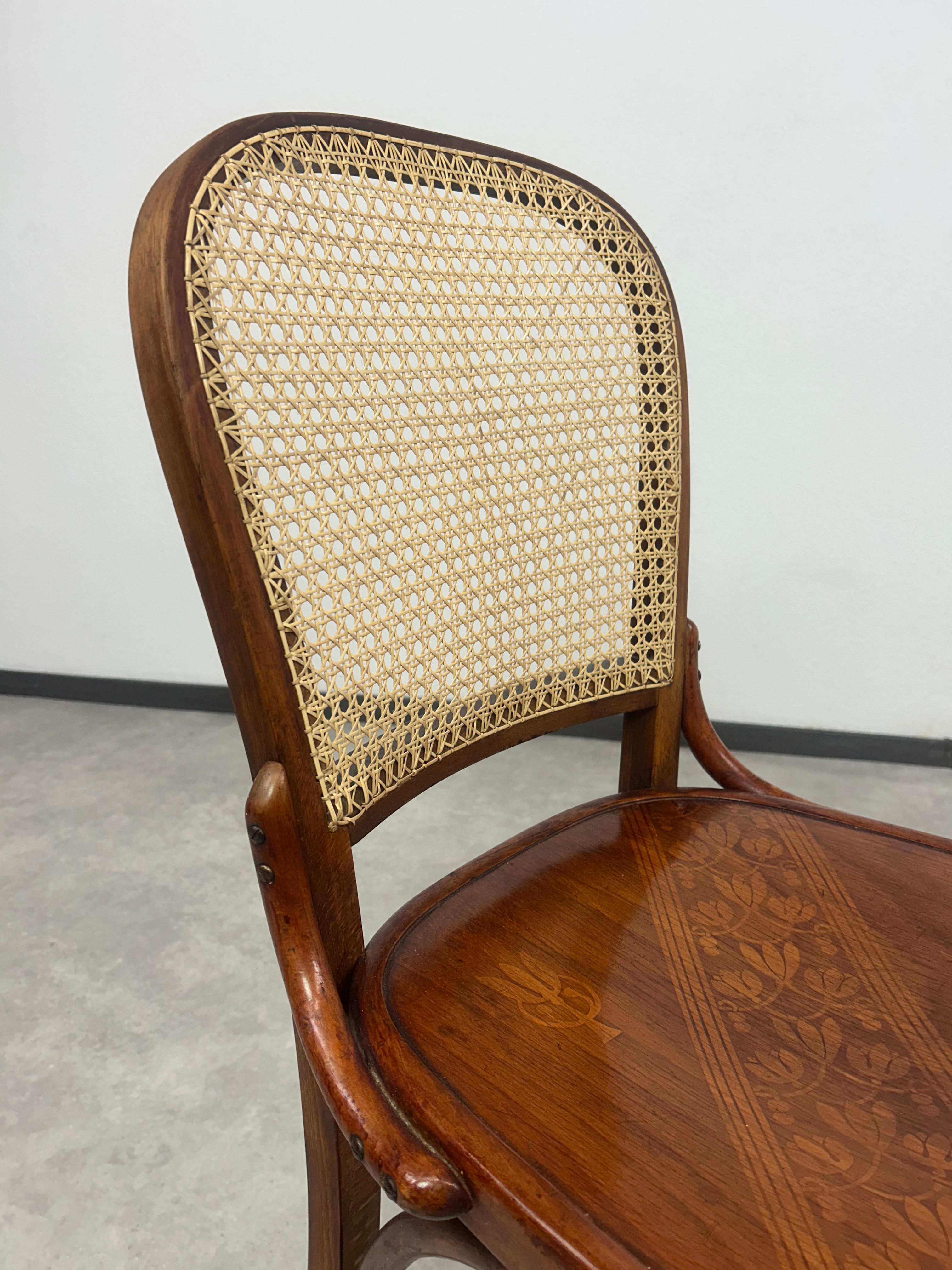 Set di 4 sedie da pranzo di Thonet in vendita 1