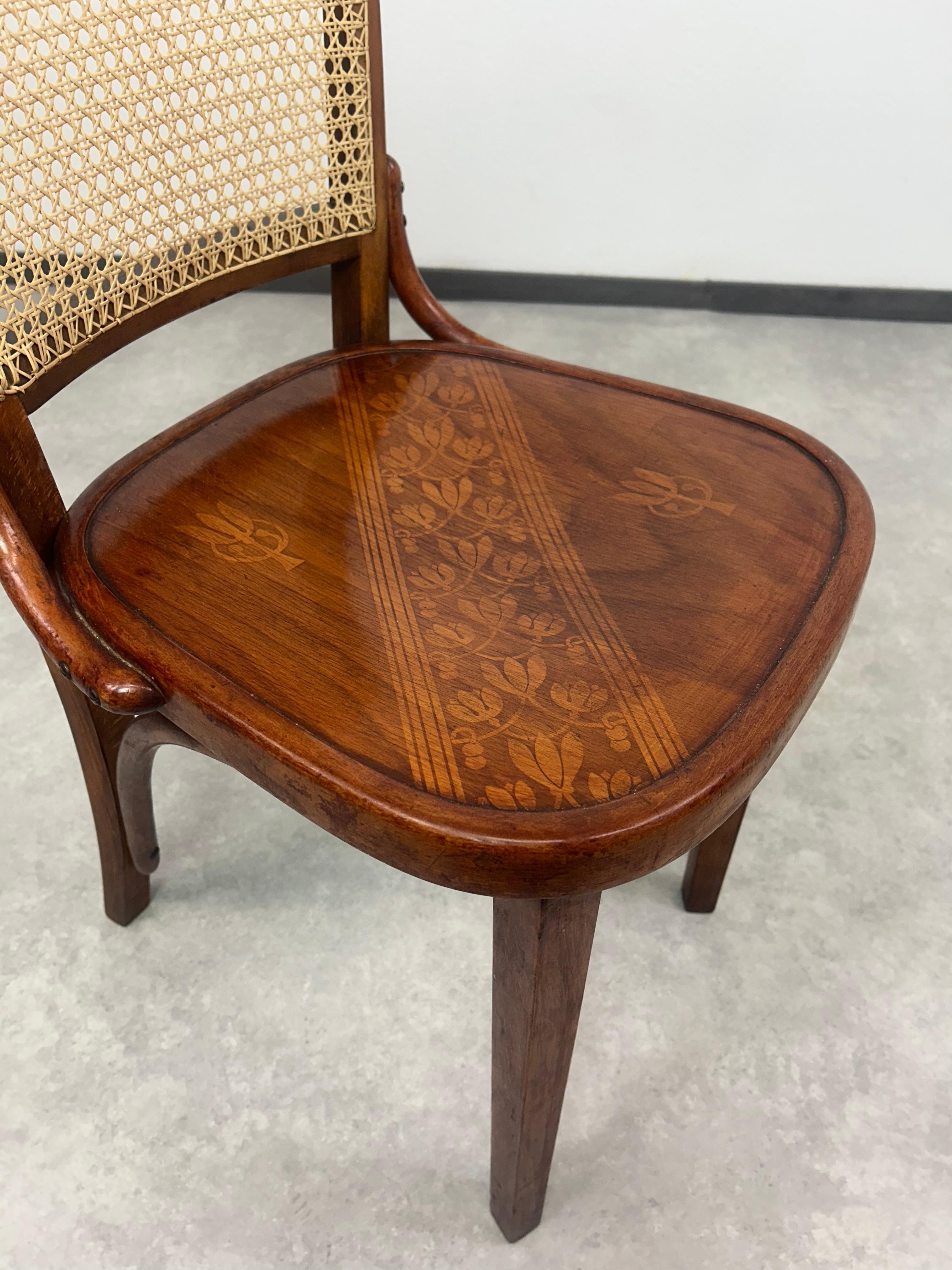 Set di 4 sedie da pranzo di Thonet in vendita 2