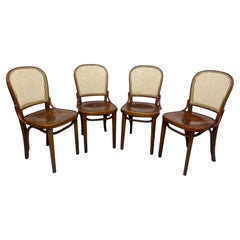 Satz von 4 Esszimmerstühlen von Thonet