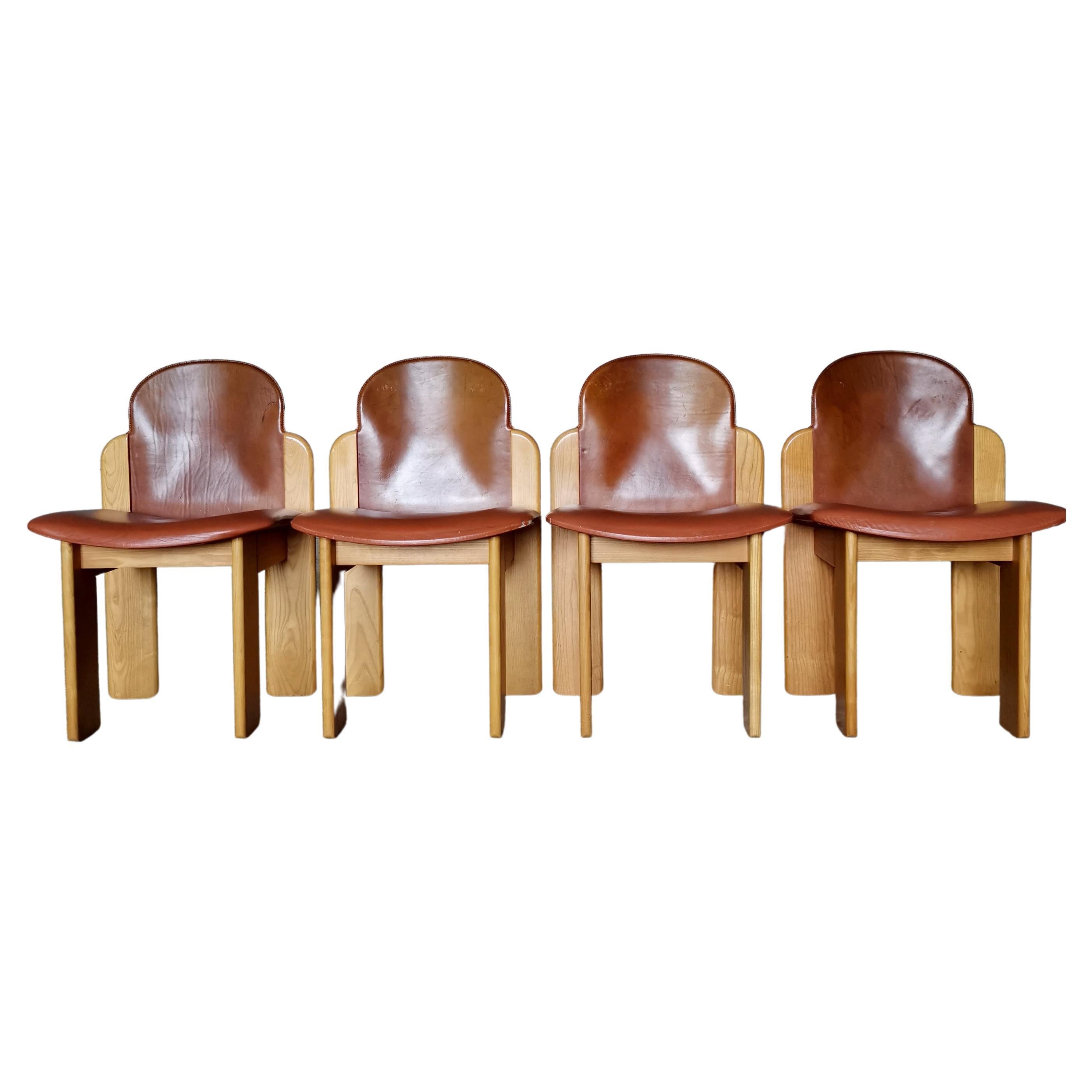 Ensemble de 4 chaises de salle à manger design Silvio Coppola pour Fratelli Montina, Italie, années 1970