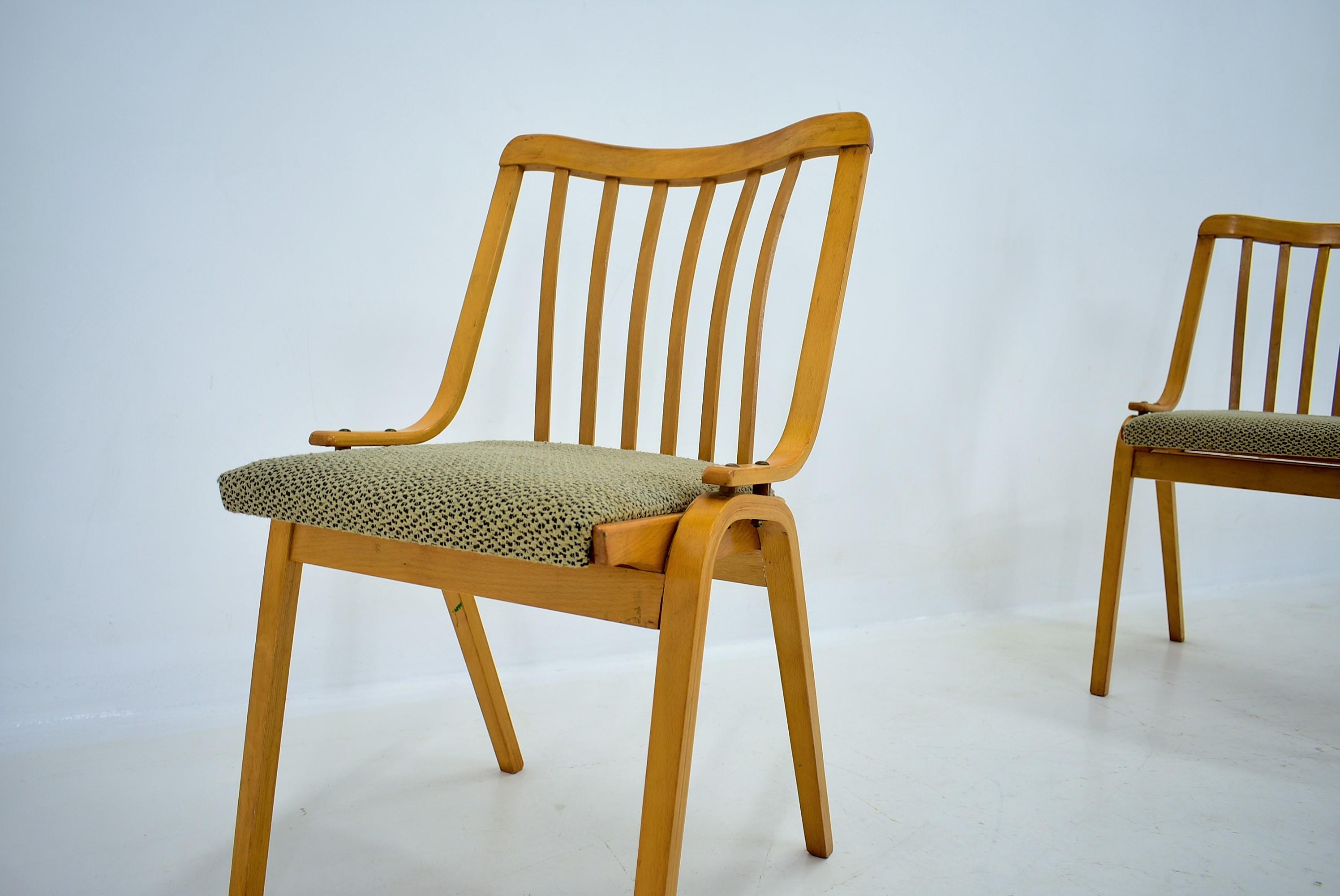 Czech Set of 4 Dining Chairs Designed by Antonín Šuman, 1960s For Sale