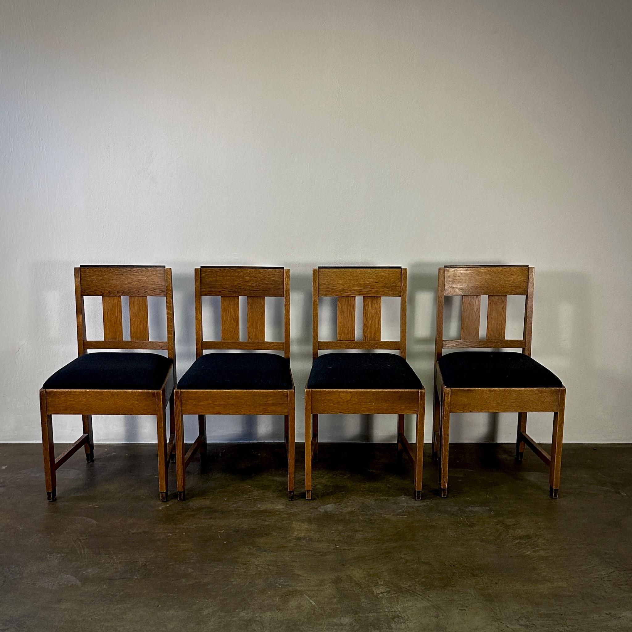 Set di 4 sedie da pranzo in vendita 2