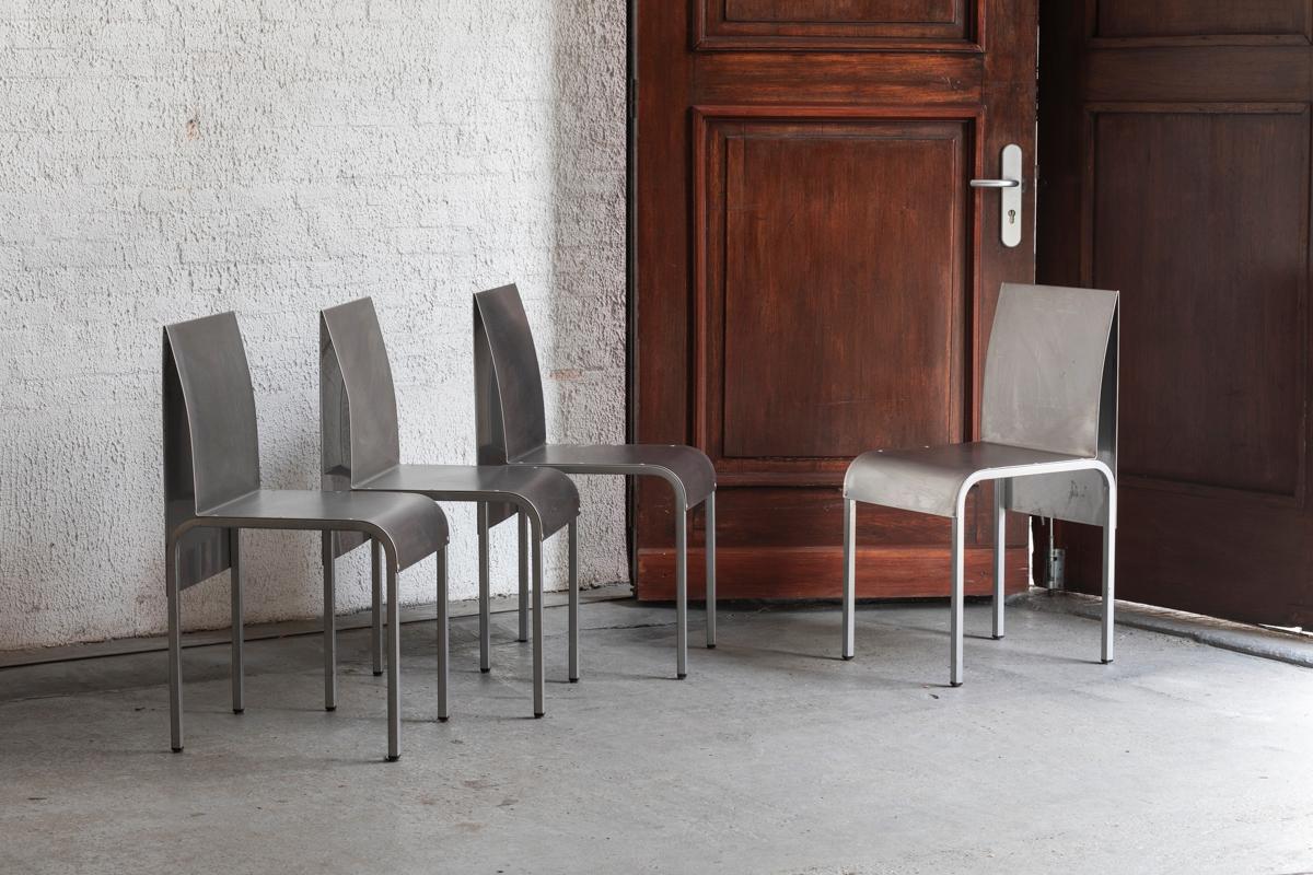 Set of 4 Dining Chairs in Bent Aluminum, Belgian design, 1980's In Good Condition In Antwerpen, BE