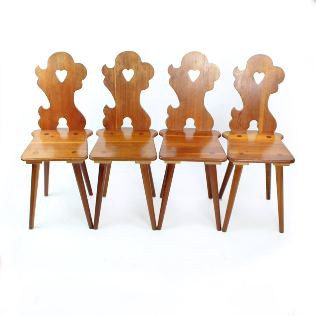 Mid-Century Modern Set of 2 Dining Chairs in Folk Design, Czechoslovakia, 1973 For Sale
