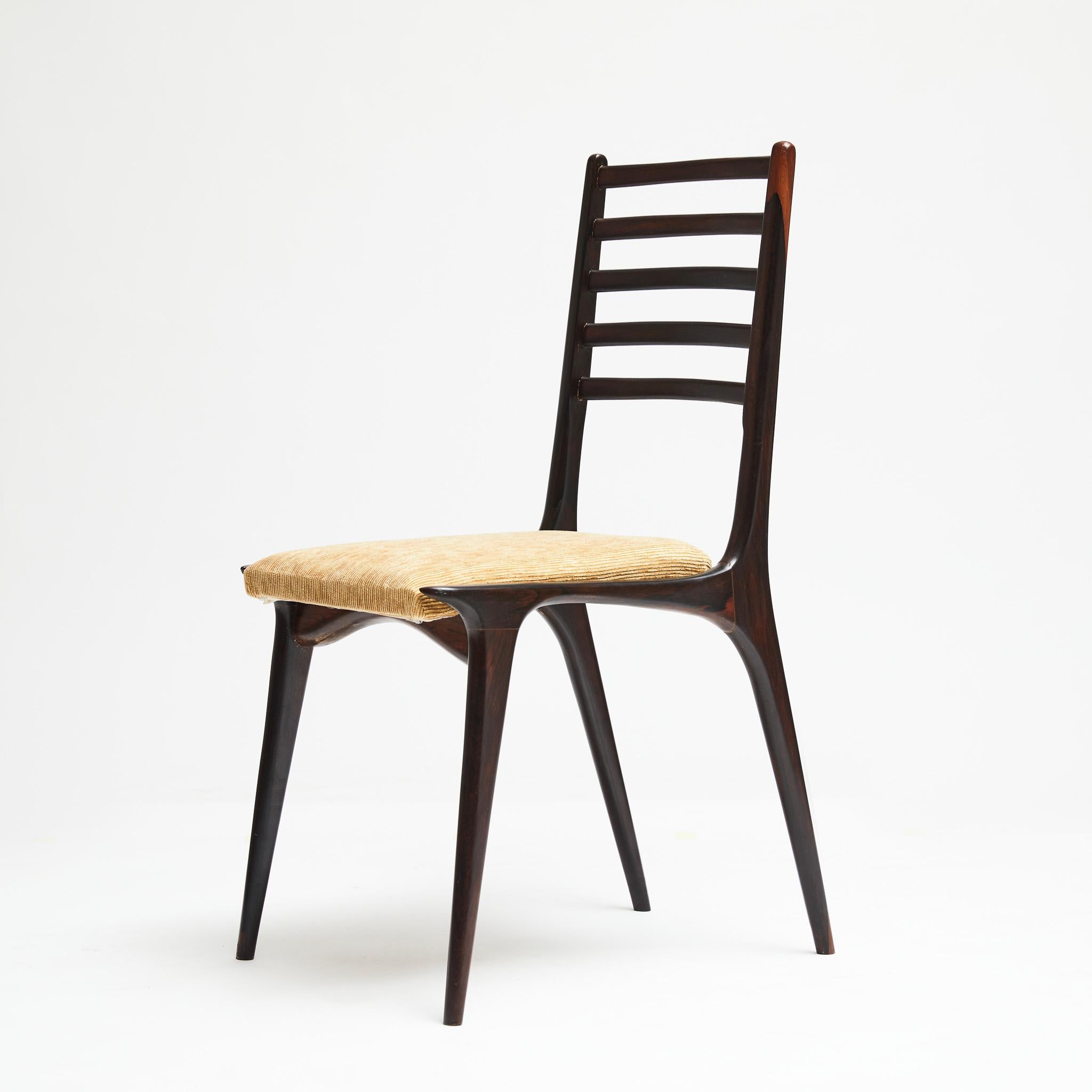 Mid-Century Modern Set of two Chairs in Hardwood & Beige Linen by Carlo Hauner 8
