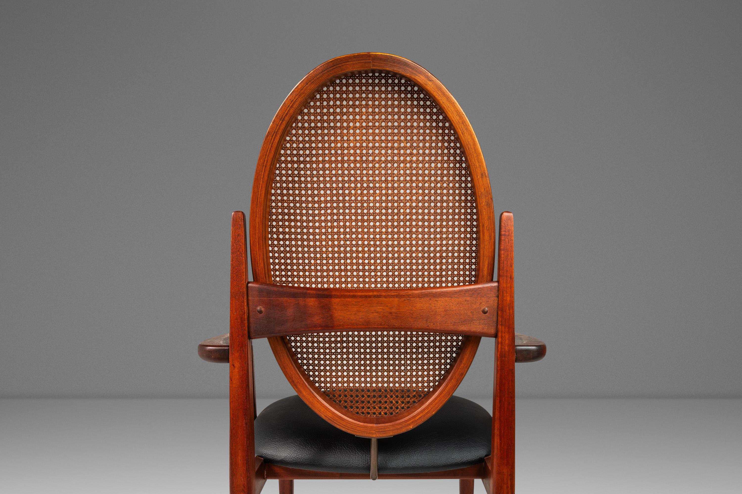 Set di 4 sedie da pranzo in noce, Milo Baughman per Directional Furniture, anni '60 in vendita 3