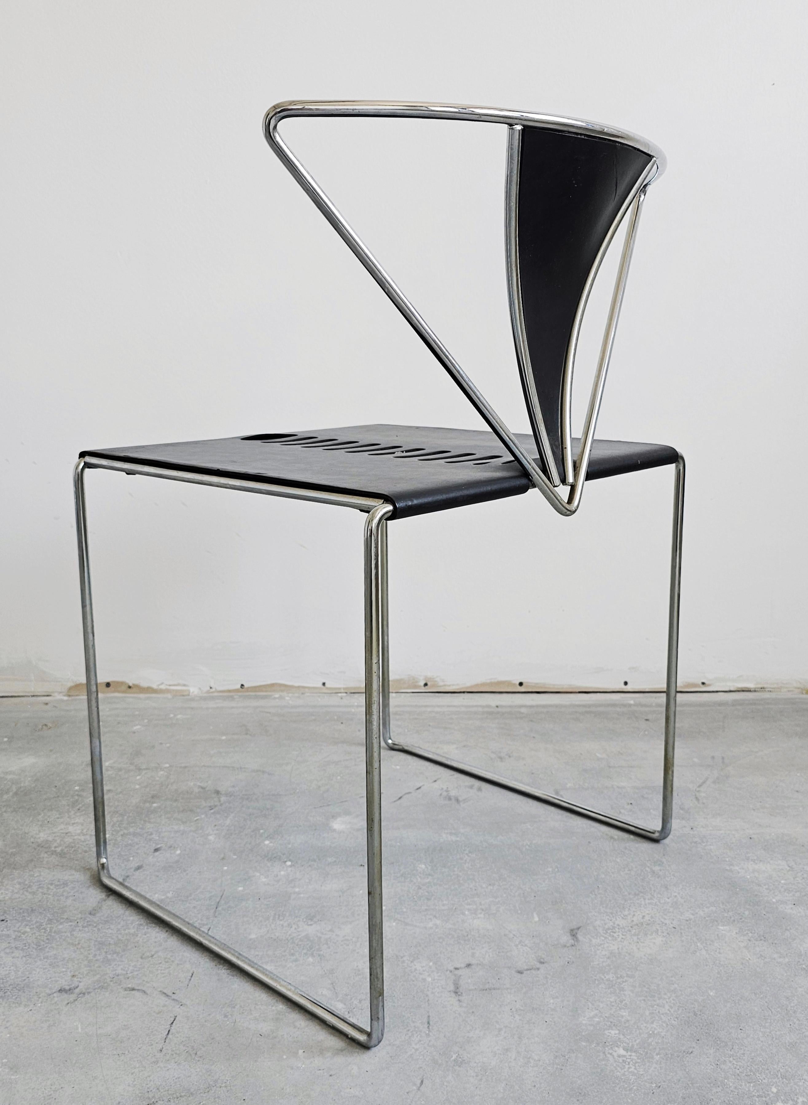 Ensemble de 4 chaises de salle à manger Side conçu par Kazuhide Takahama pour Gavina, Italie en vente 4