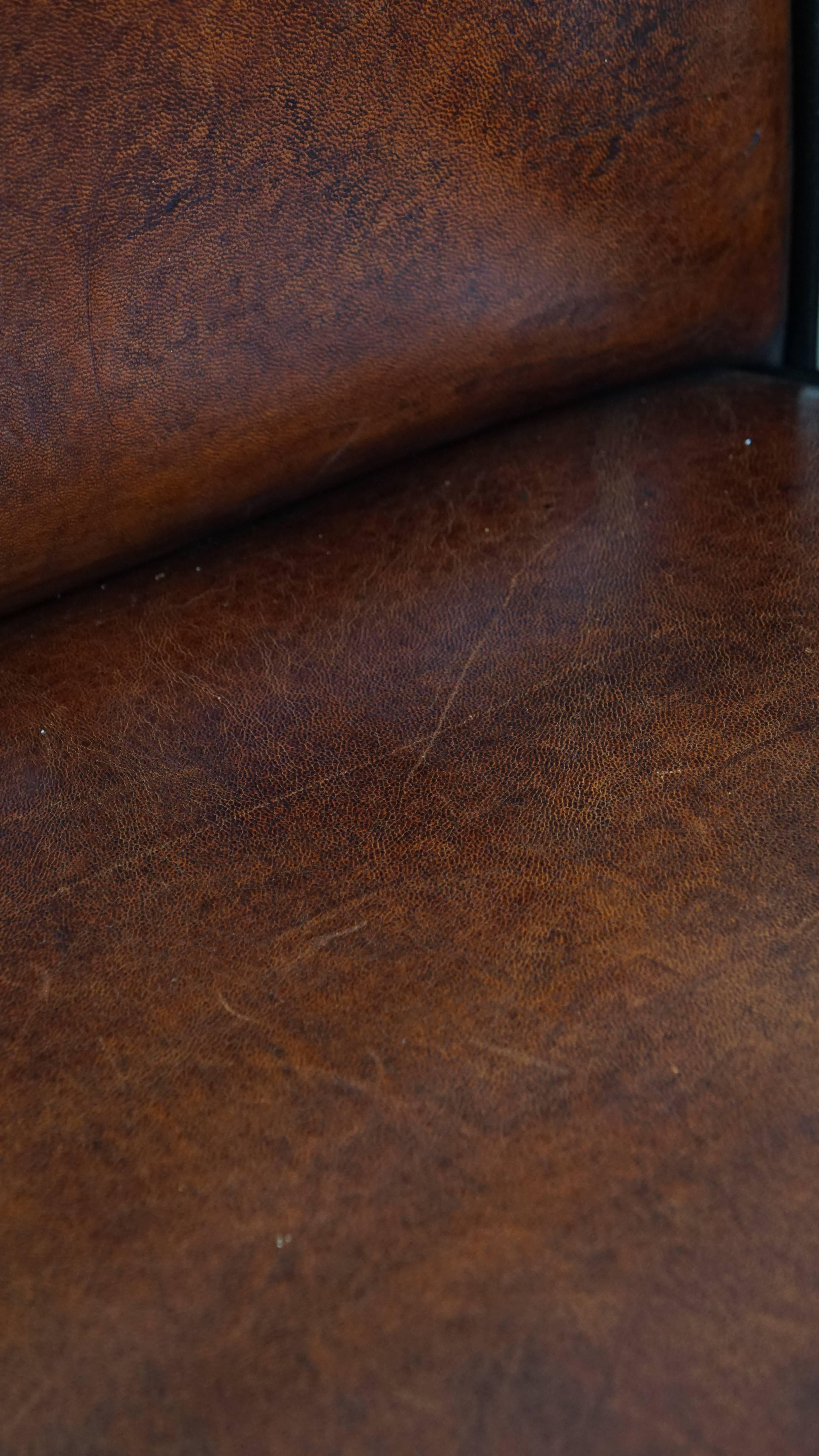 Set di 4 sedie da pranzo in pelle di pecora rifinite con profili neri in vendita 8