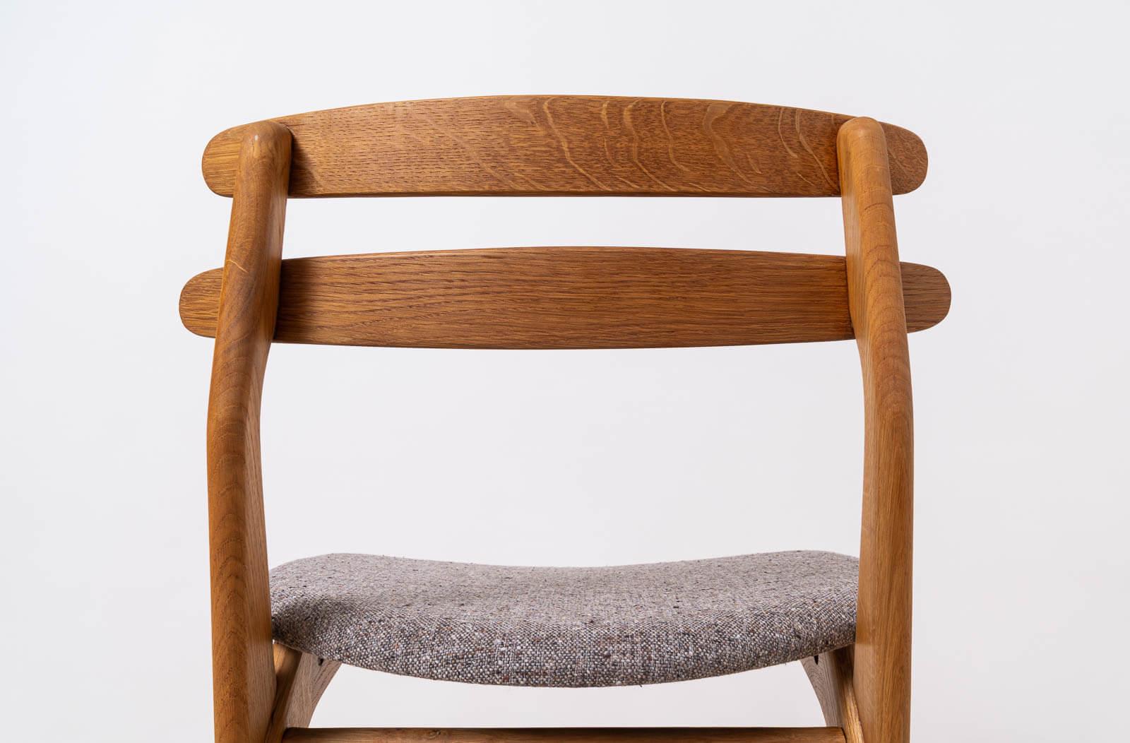 Set di 4 sedie da pranzo, modello SAKS di Poul Volther, design danese, restaurate in vendita 5