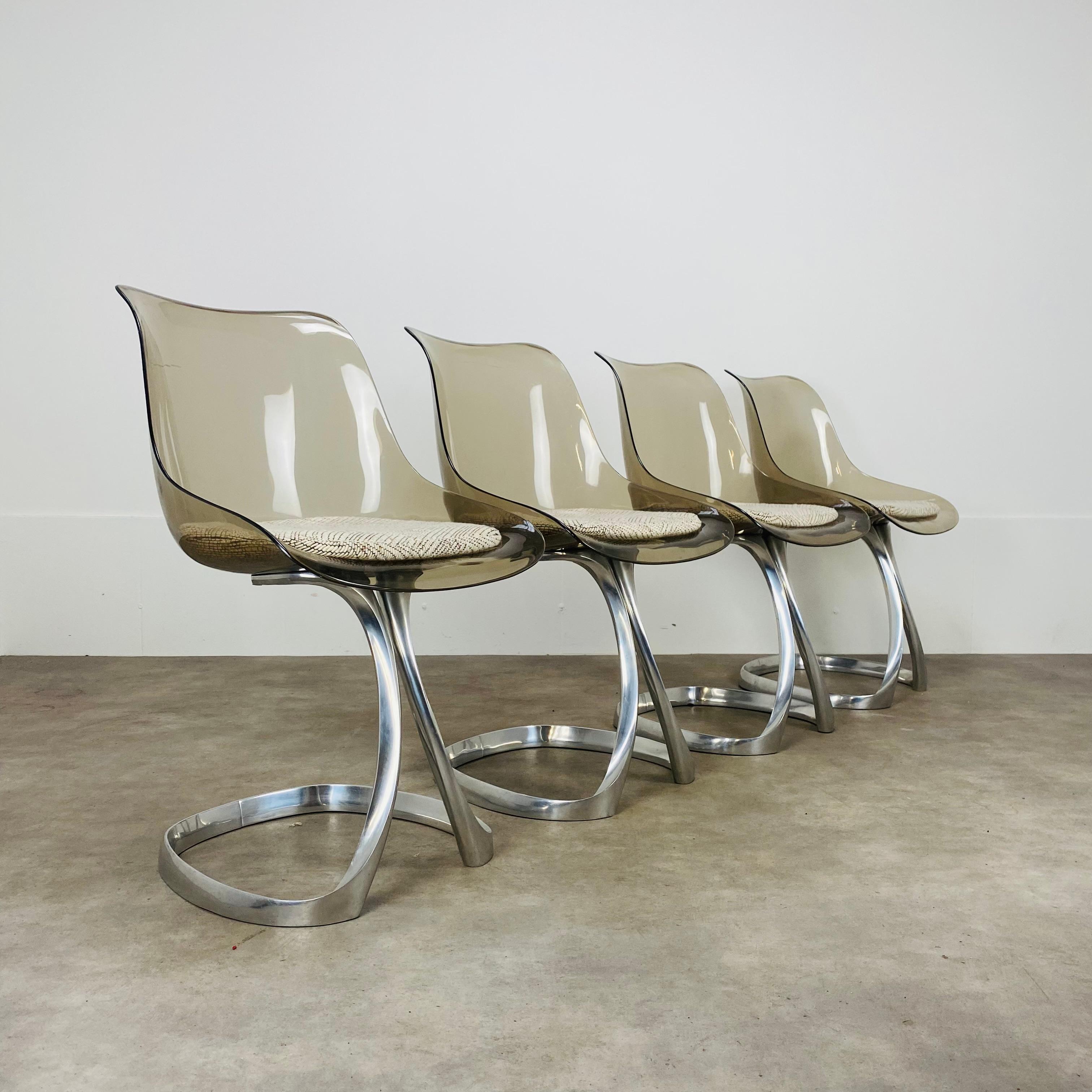 Mid-Century Modern Set of 4 dining room chairs by Michel Charron, plexiglass and aluminium  For Sale