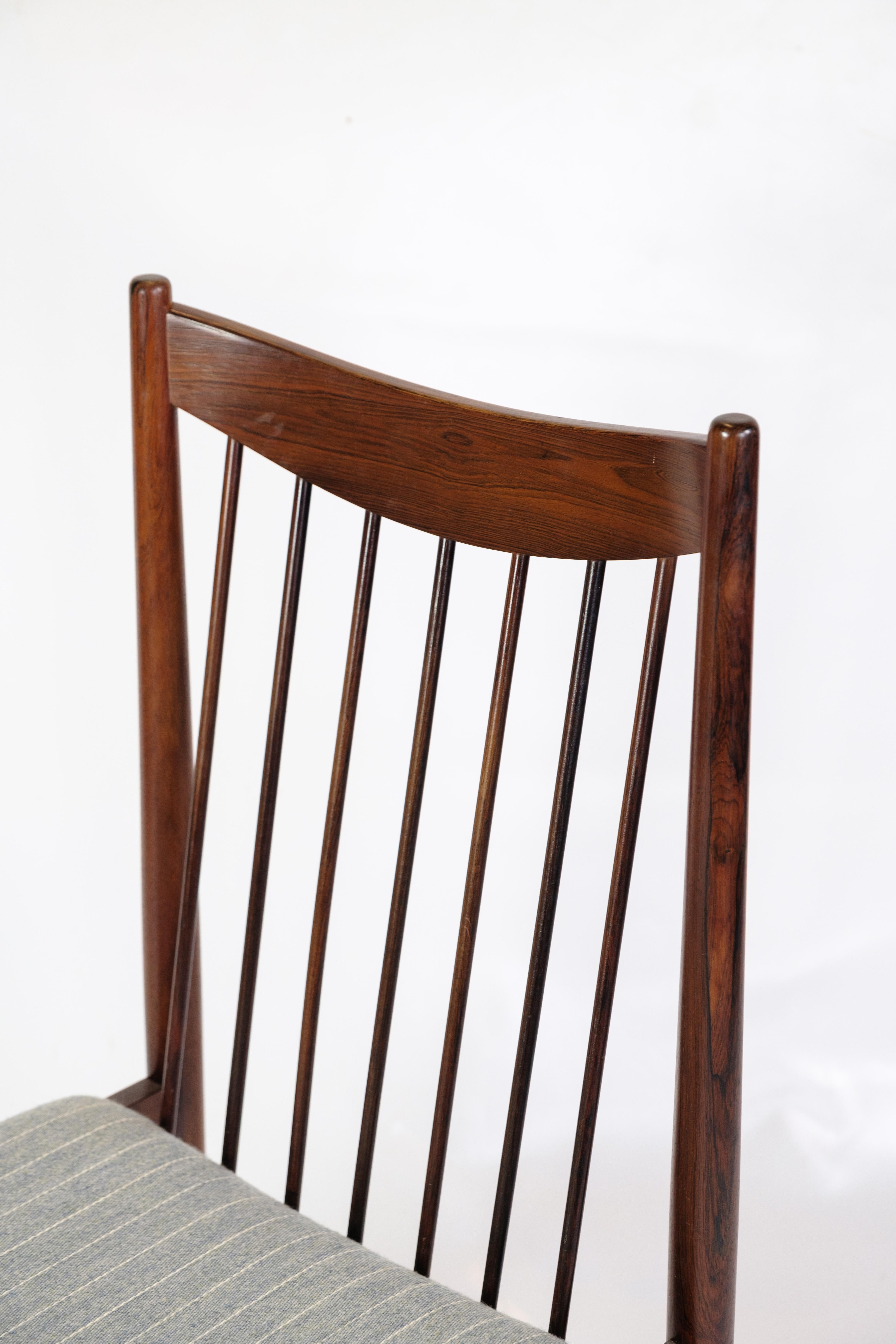 Mid-20th Century Set Of 4 Dining Room Chairs Model 422 Made In Rosewood By Arne Vodder From 1960s For Sale