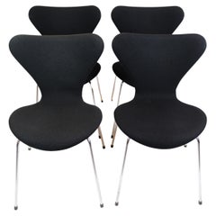 Set Of Four Series Seven Chairs Model 3107 In Black Fabric By Arne Jacobsen
