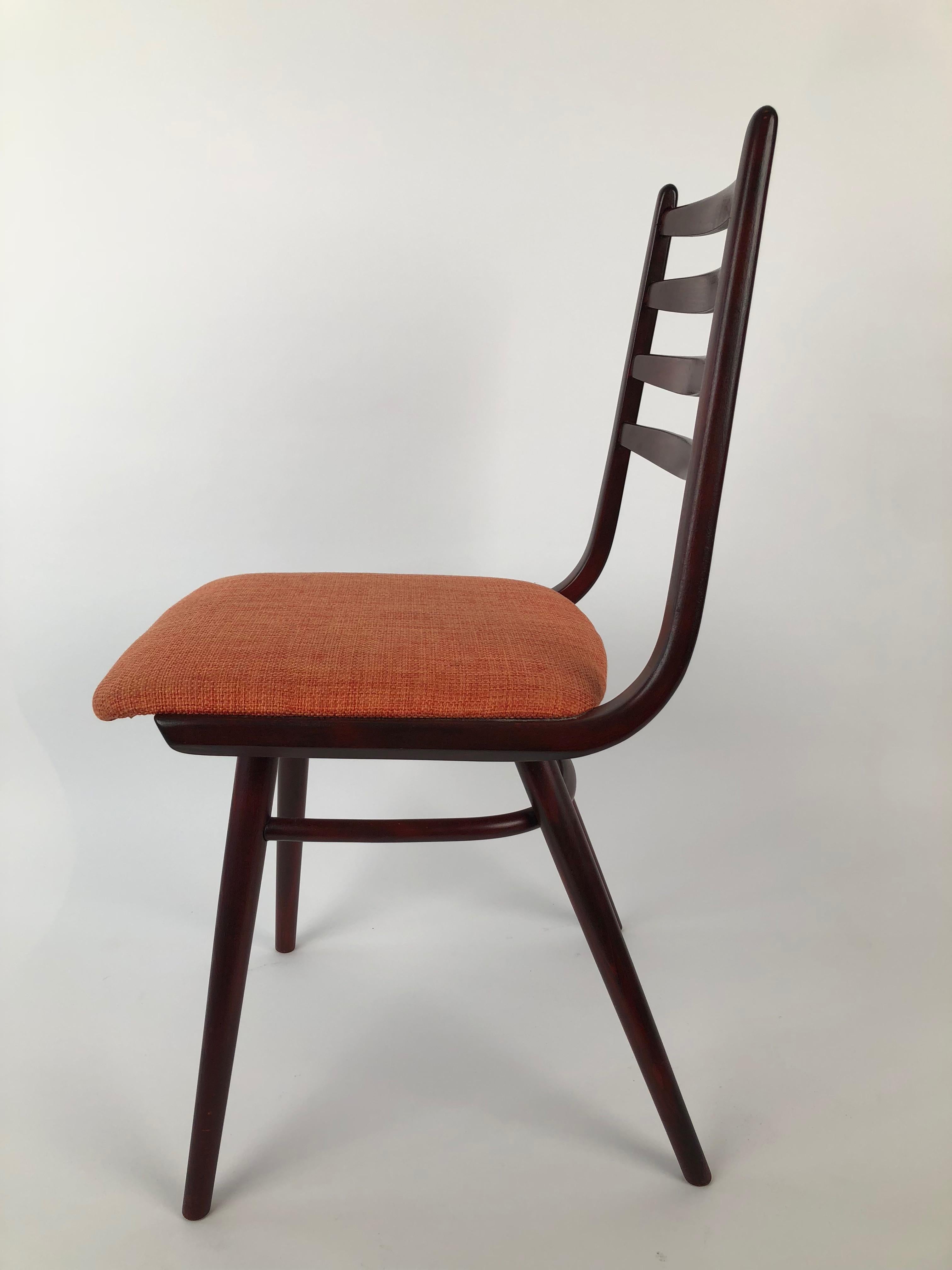 Set of 4 dining chairs made from steamed bentwood, produced in 1970, at the factory Ton in Bystrice pod Hostýnem, Czechoslovakia.
Factory Ton was the original Thonet factory, that in latter years continued to produced bentwood chairs in new