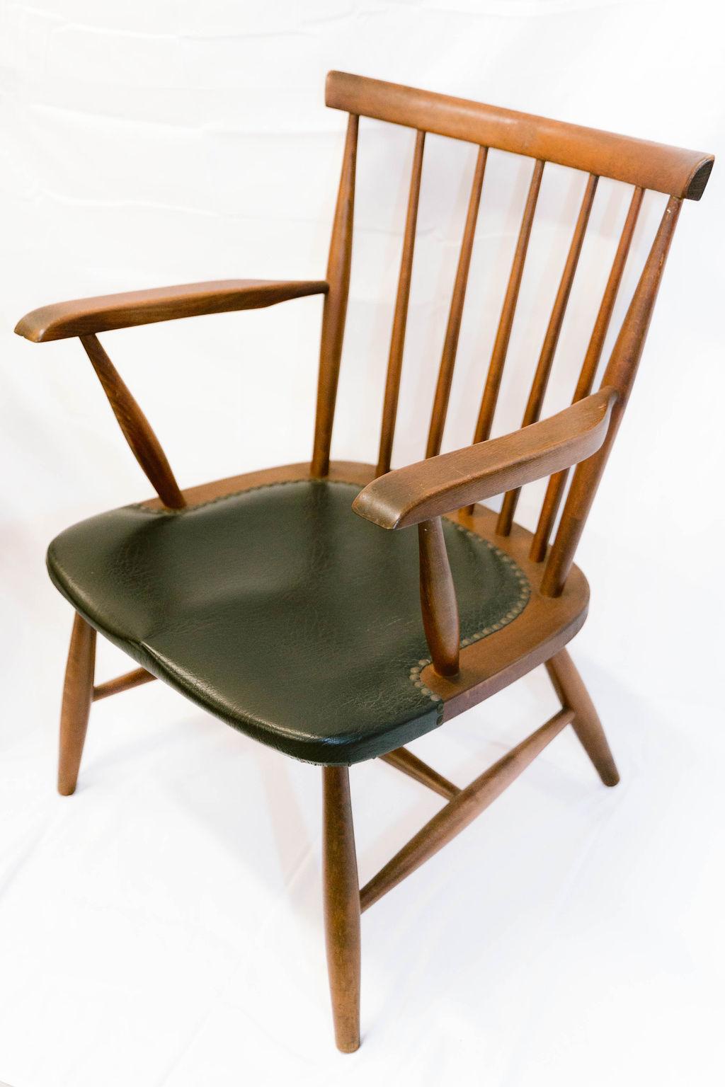 Mid-Century Modern Set of 4 Dutch Dining Chairs For Sale