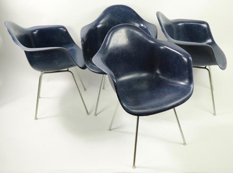 Set of 4 Eames Fiberglass Bucket Chairs For Sale at 1stDibs