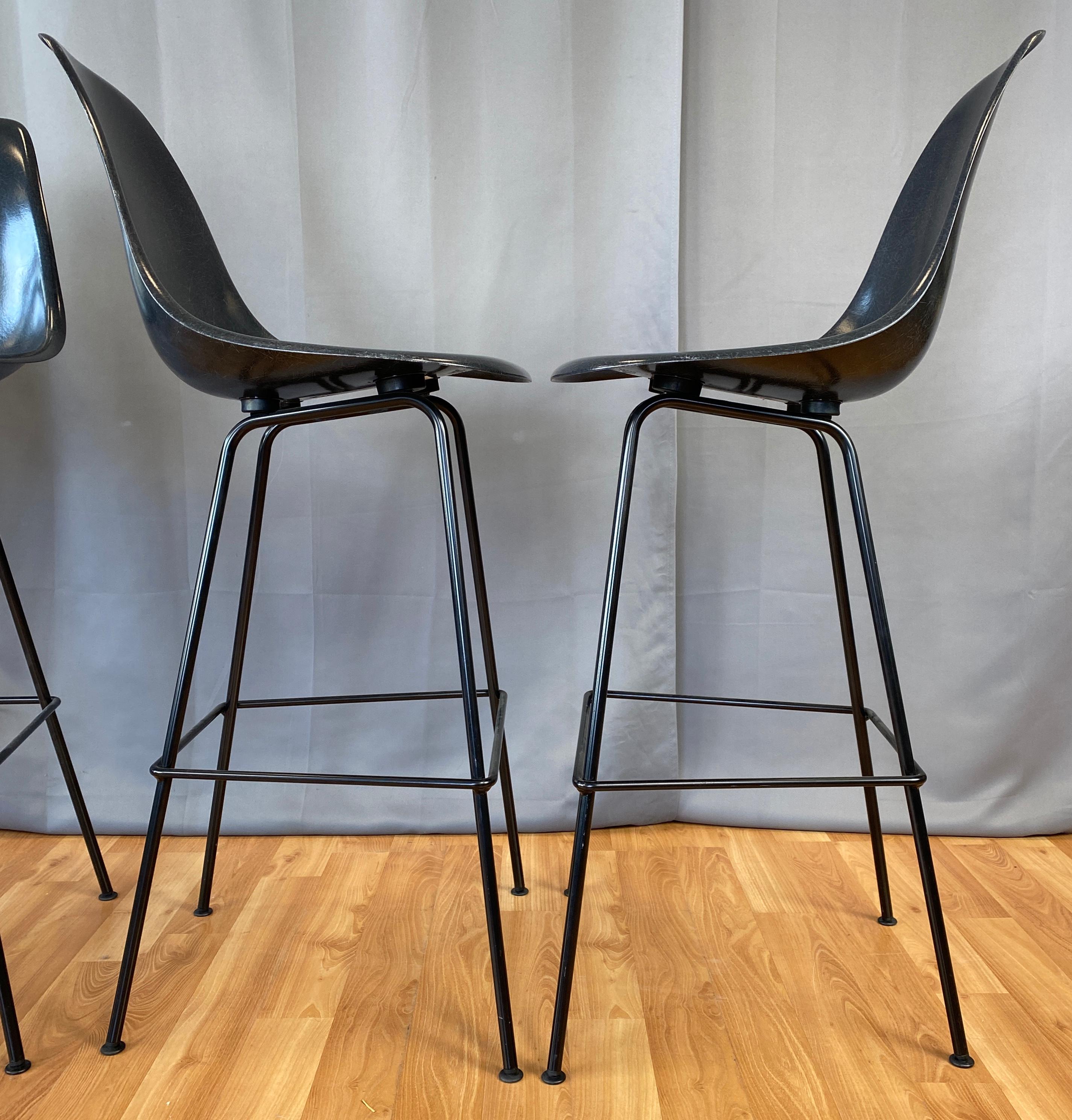 Set of 4 Eames for Herman Miller Dark Grey Molded Fiberglass Bar Stools For Sale 1