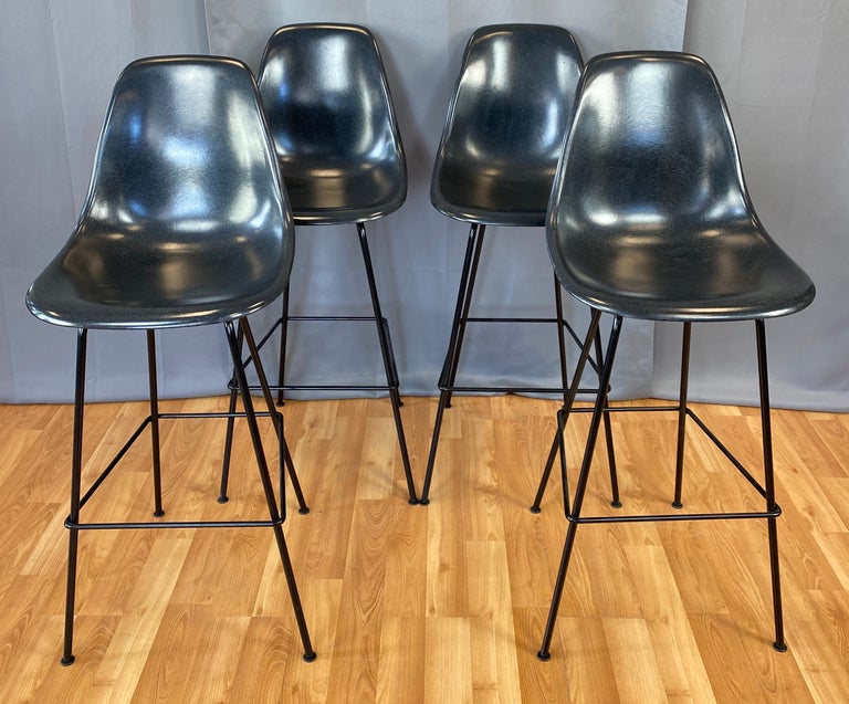 Set of 4 Eames for Herman Miller Dark Grey Molded Fiberglass Bar Stools For Sale 10