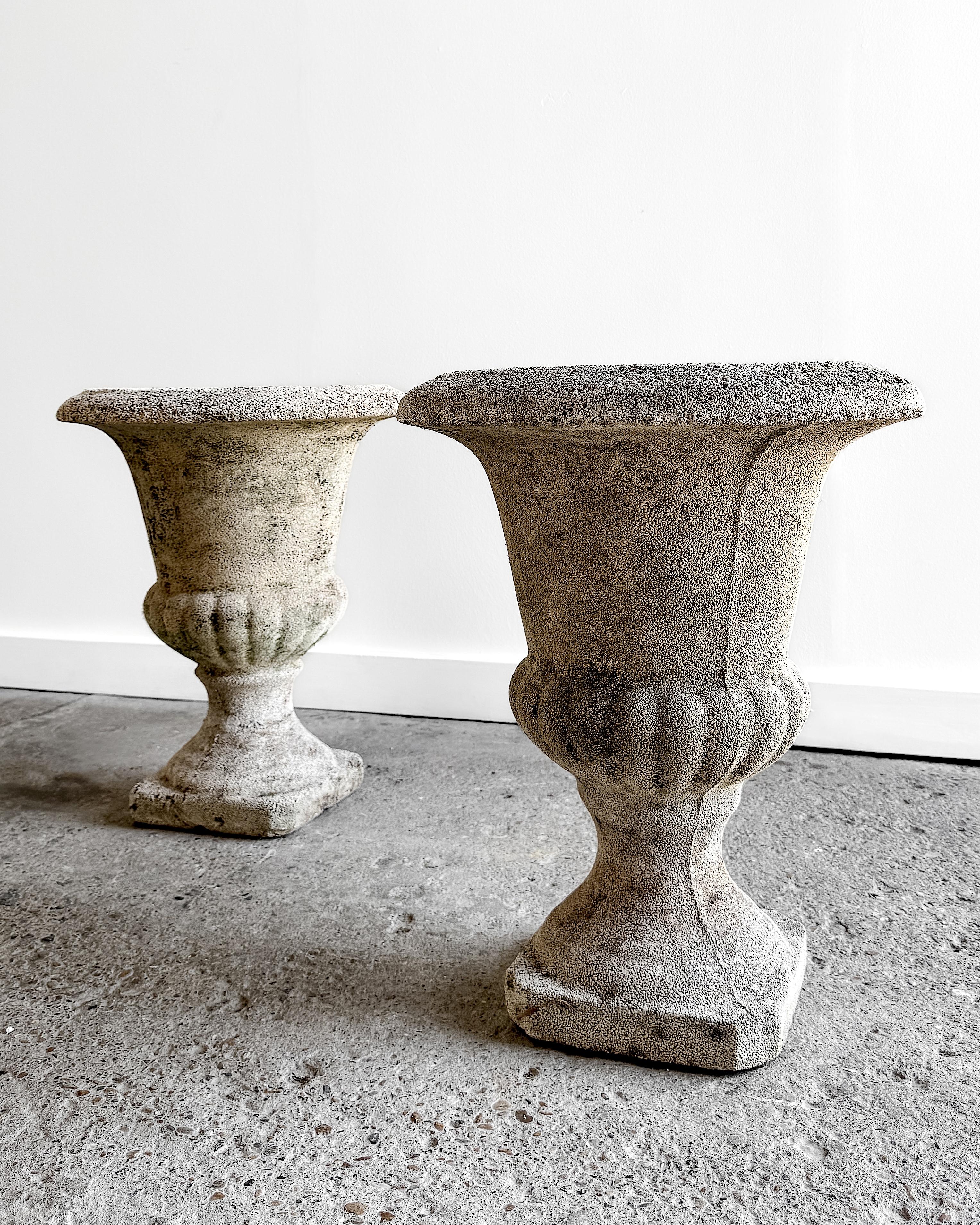 Set of 4 Early 20th Century Classic French Cement Urn Planters For Sale 13