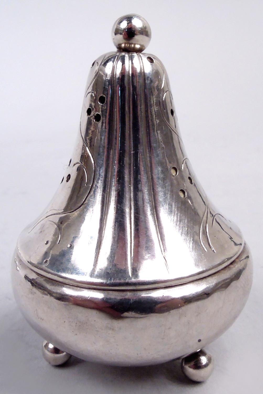 20th Century Set of 4 Early Georg Jensen Danish Modern Pepper Shakers For Sale