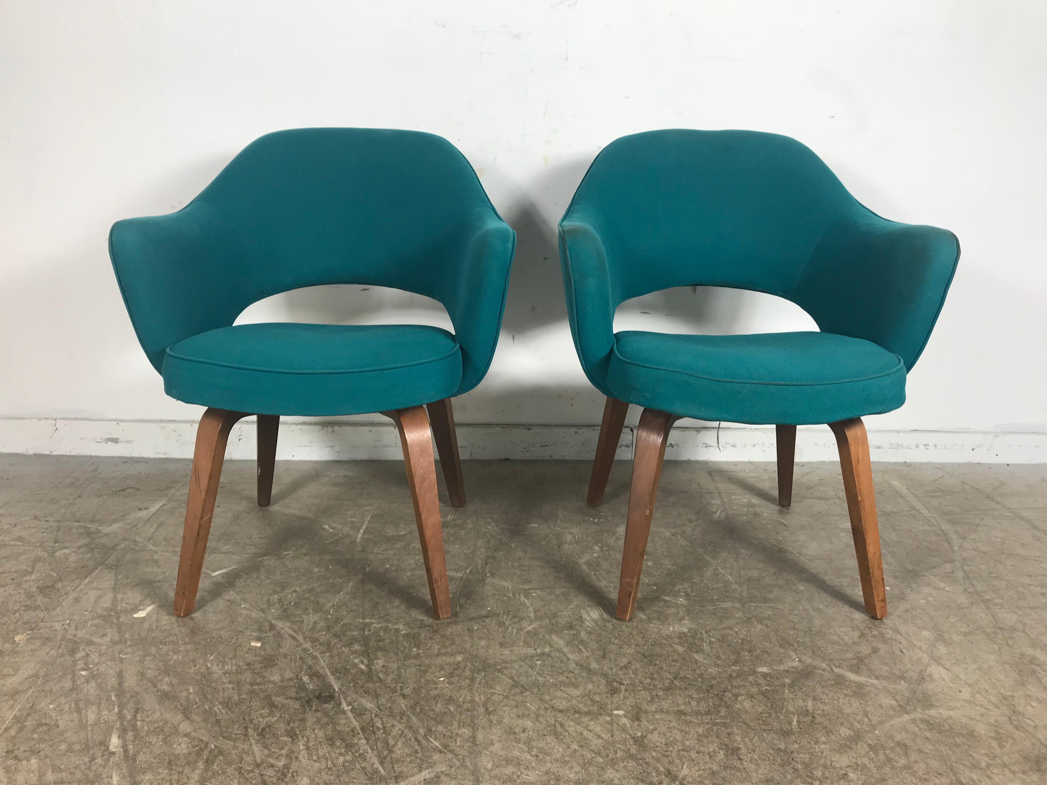 American Set of  4 Early Knoll Saarinen Executive Armchairs with Bentwood Legs